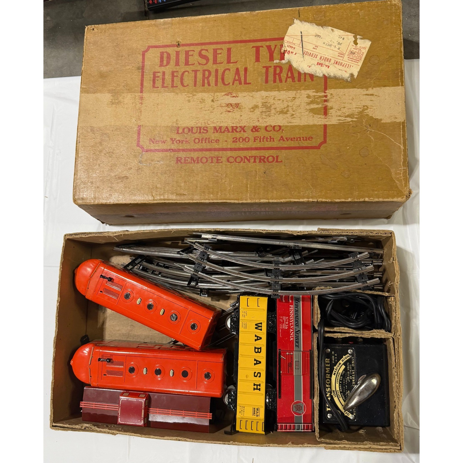 Vintage Marx Southern Pacific 6000 Diesel Electric Train Set O Scale with Box Vintage Marx Southern Pacific 6000 Diesel Electric Train Set O Scale with Box