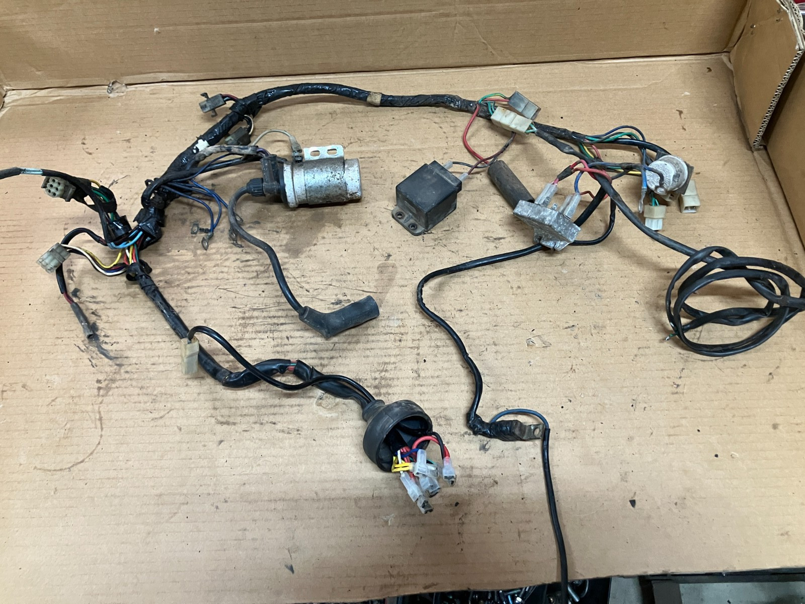 1977 amf harley davidson aermacchi sx175 wiring harness,module,rectifier,coil 1977 amf harley davidson aermacchi sx175 wiring harness,module,rectifier,coil
