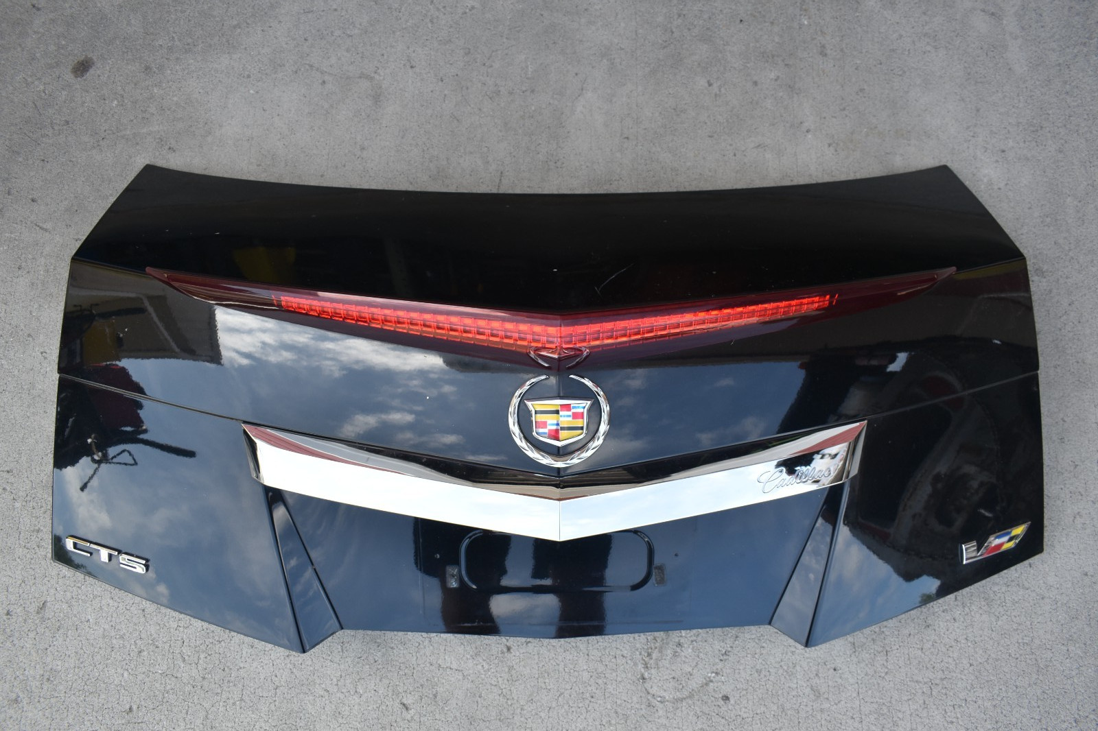 2008-15 Cadillac CTS-V/CTS Trunk Deck Lid/ Brake Light, Latch, Emblems OEM USED