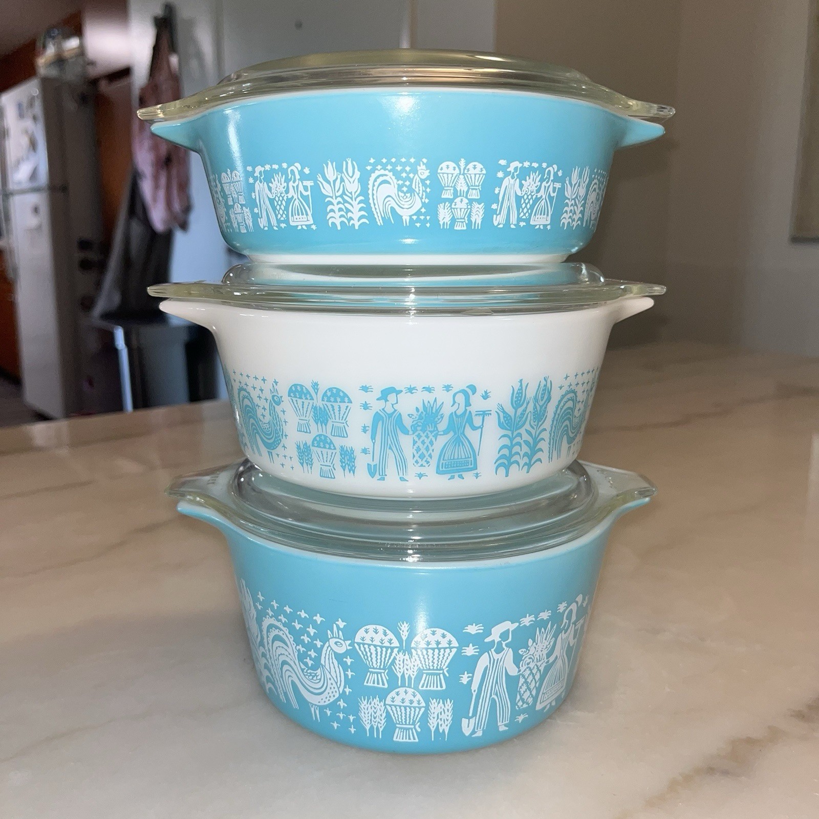 Vintage Pyrex Set of 3 Amish Butterprint Round Casserole Dishes 471 472 473 Lids Vintage Pyrex Set of 3 Amish Butterprint Round Casserole Dishes 471 472 473 Lids