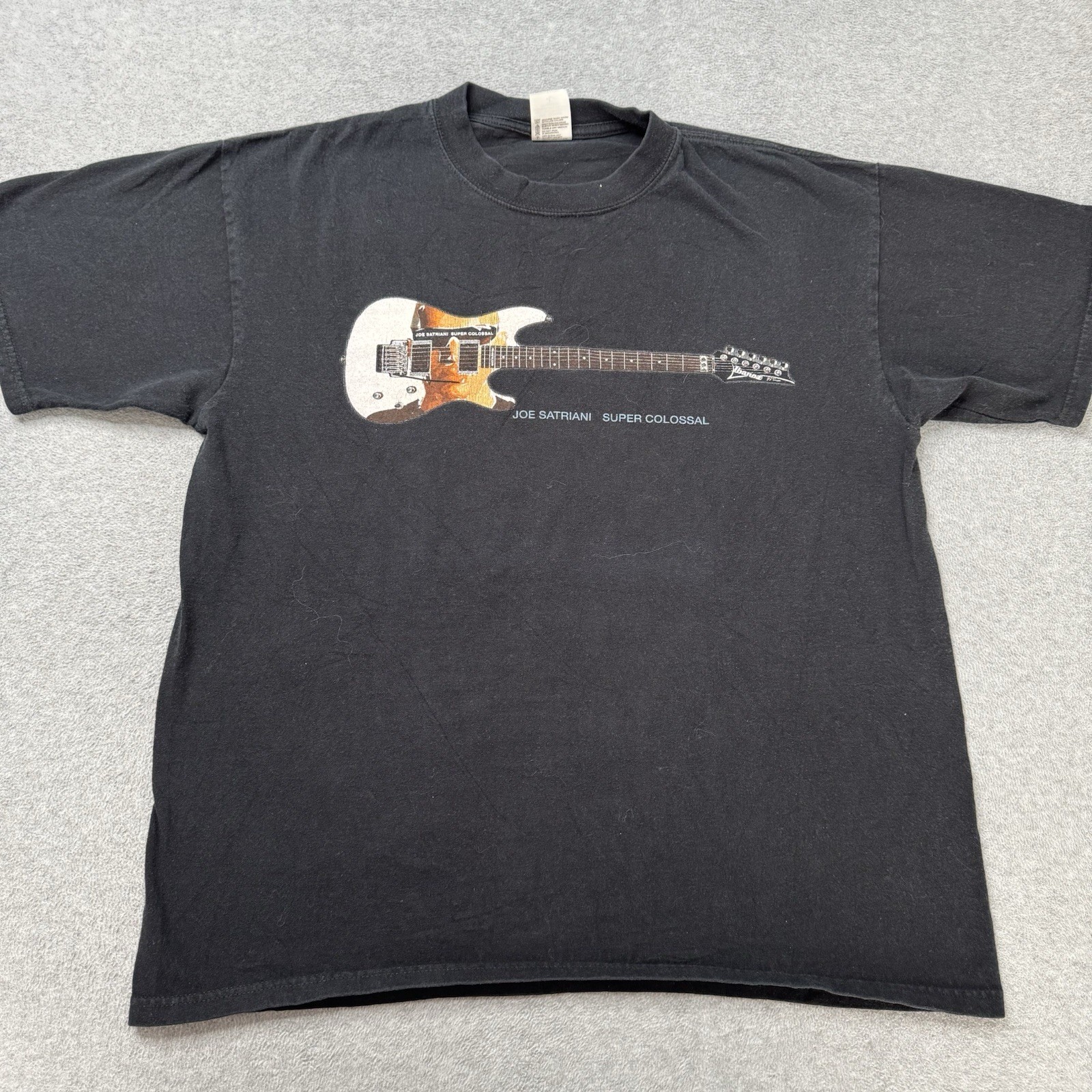Vintage Anvil T Shirt Mens Large Joe Satriani Guitarist Super Colossal Tour Y2K Vintage Anvil T Shirt Mens Large Joe Satriani Guitarist Super Colossal Tour Y2K