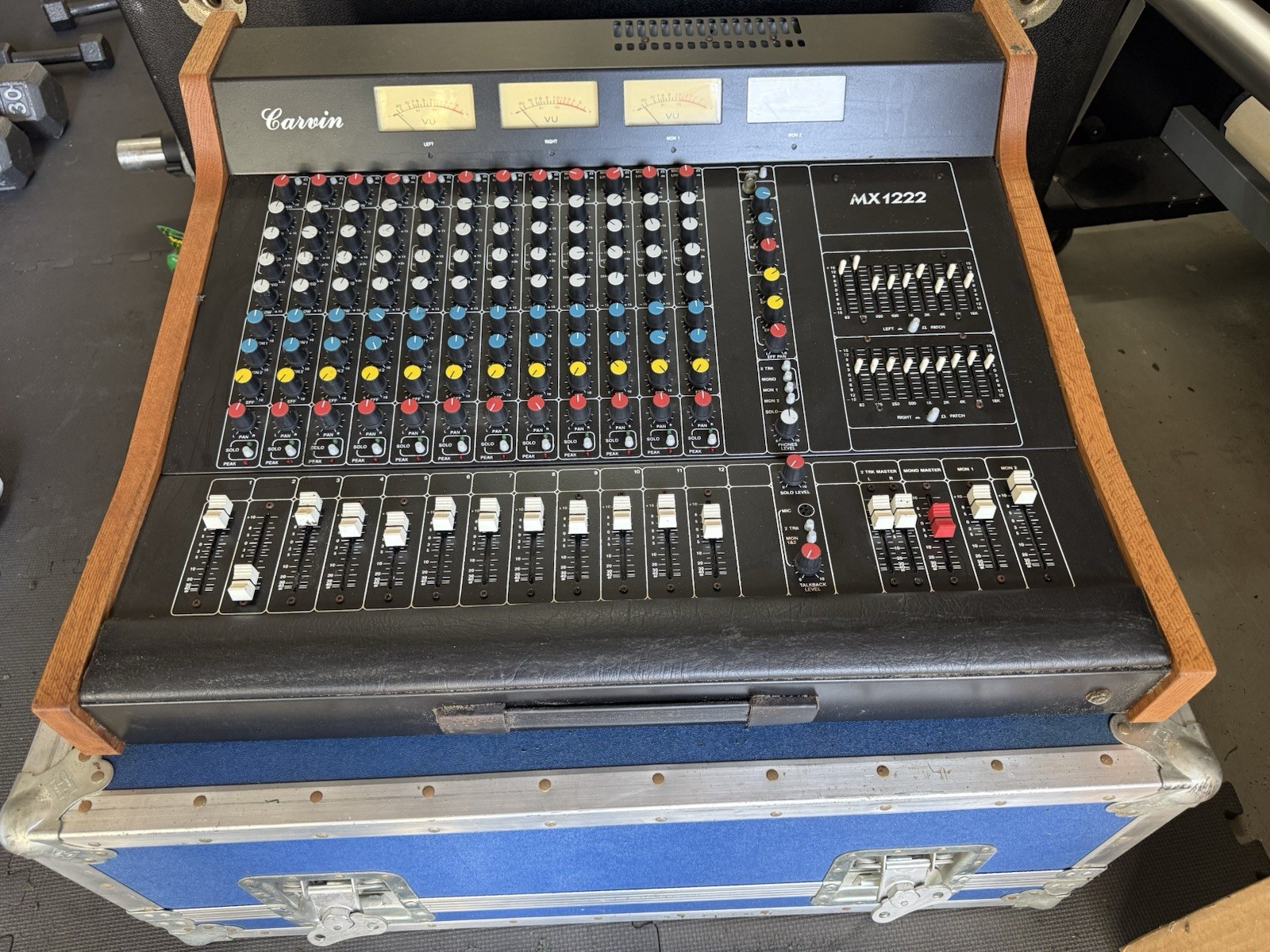 Vintage Carvin MX-1222 Professional Audio Mixer 12-Channel Vintage Carvin MX-1222 Professional Audio Mixer 12-Channel