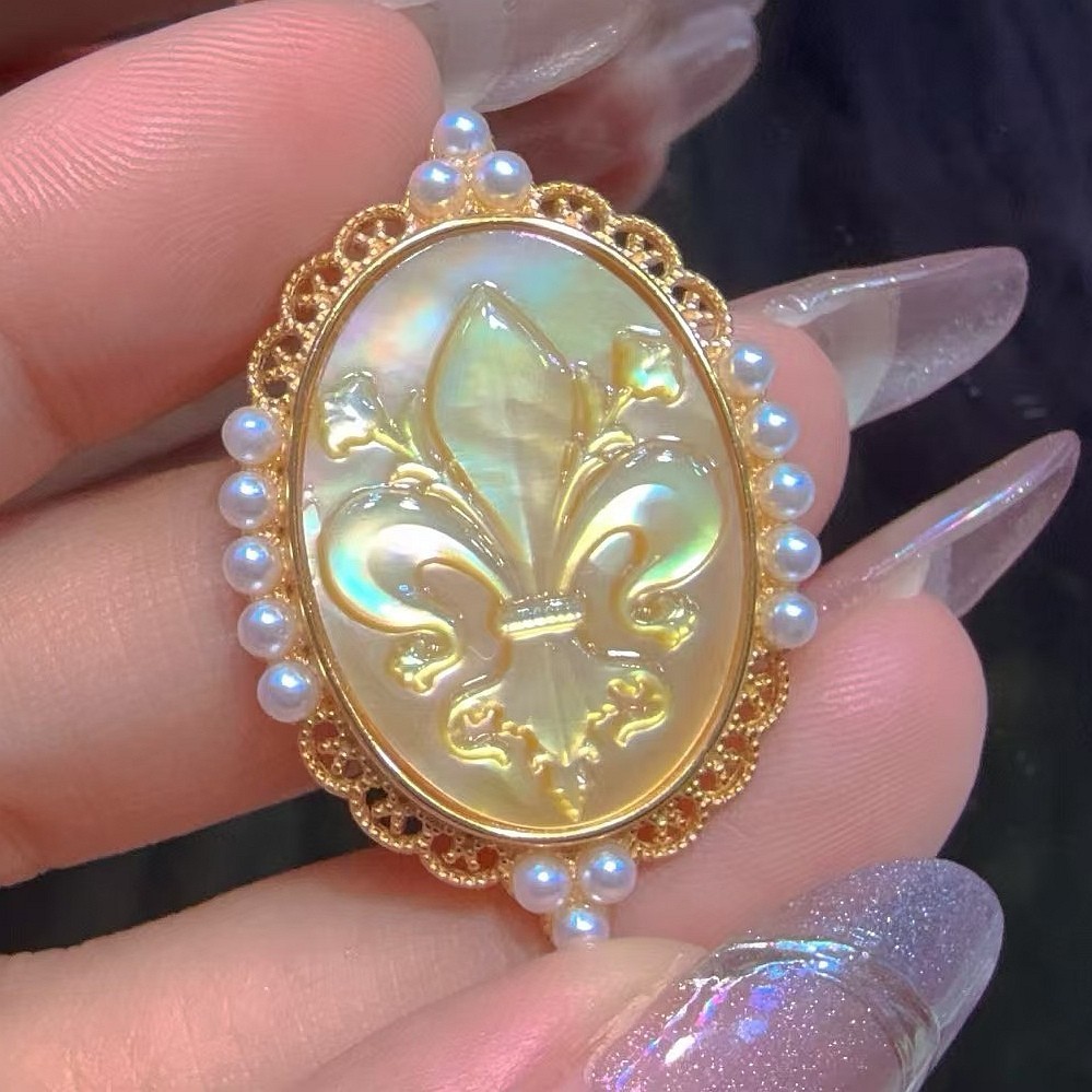 925 sterling silver yellow Cameo shell vintage jewelry Pendant estate jewelry 925 sterling silver yellow Cameo shell vintage jewelry Pendant estate jewelry
