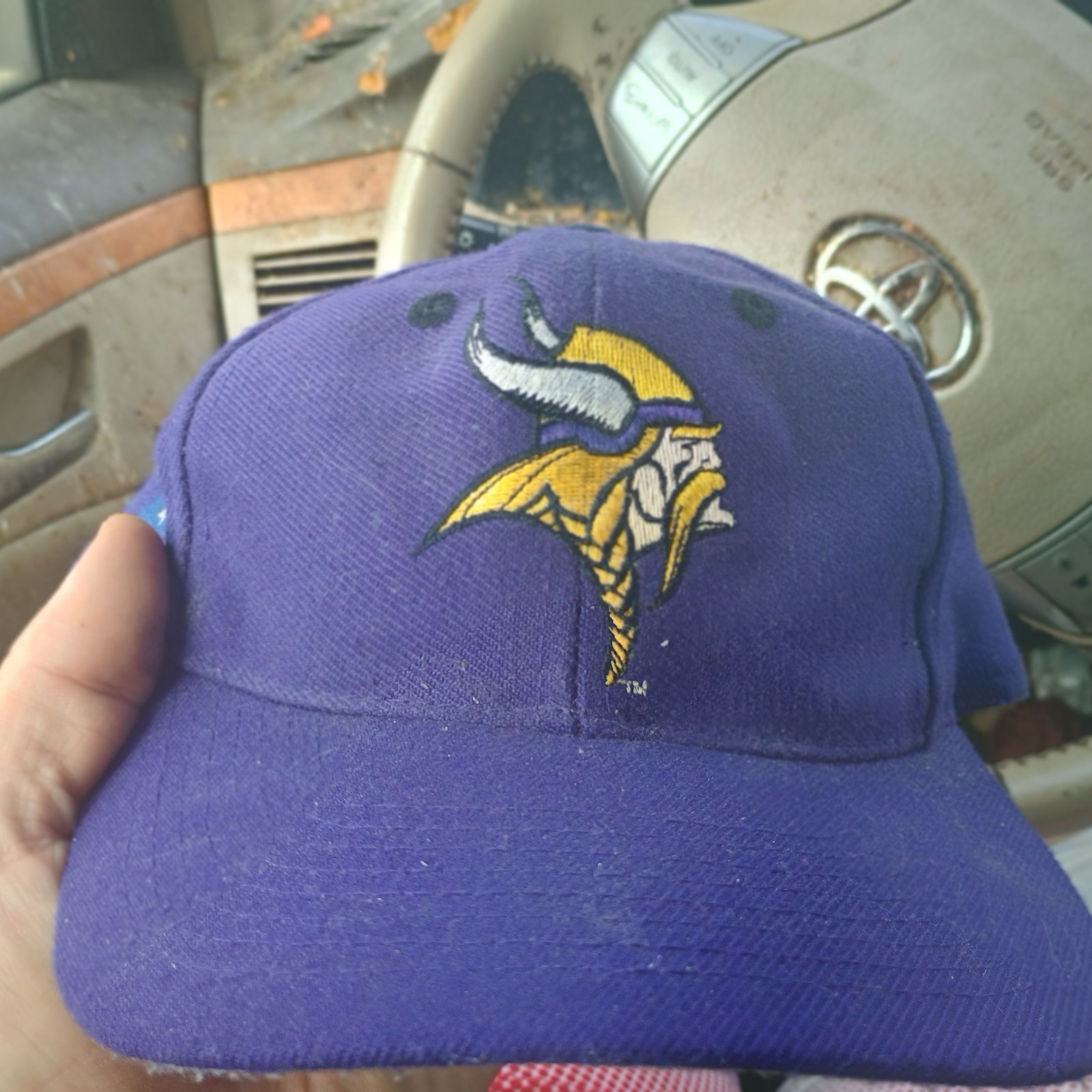 Minnesota Vikings Vintage Snapback Cap Hat by Drew Pearson Minnesota Vikings Vintage Snapback Cap Hat by Drew Pearson