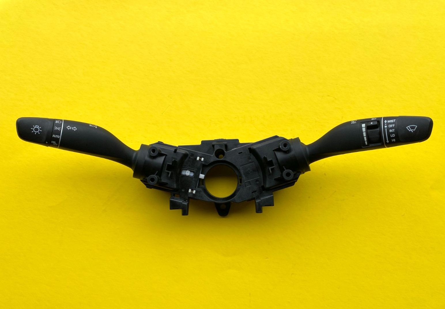 2015-2019 HYUNDAI SONATA TURN SIGNAL & WIPER CONTROL SWITCH OEM 93401-C2501 2015-2019 HYUNDAI SONATA TURN SIGNAL & WIPER CONTROL SWITCH OEM 93401-C2501