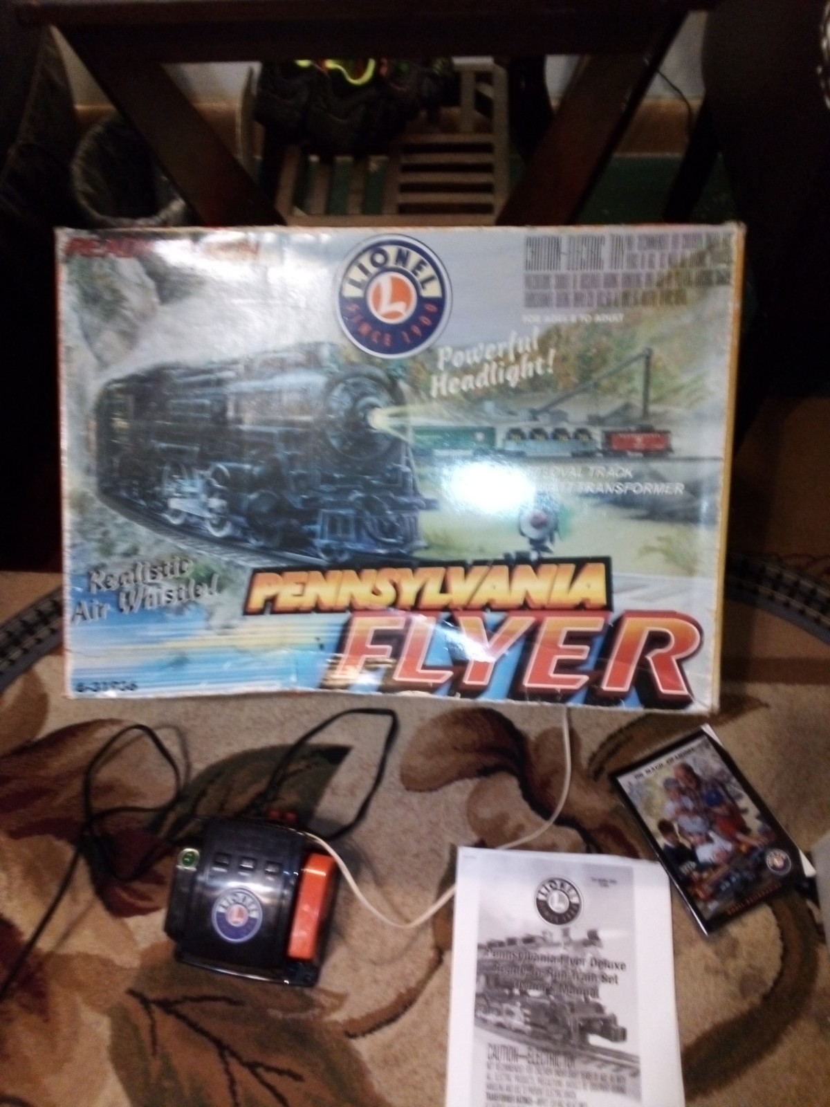 Lionel Pennsylvania Flyer O Gauge Starter Set 6-31936 w/ Light & Sound Cars