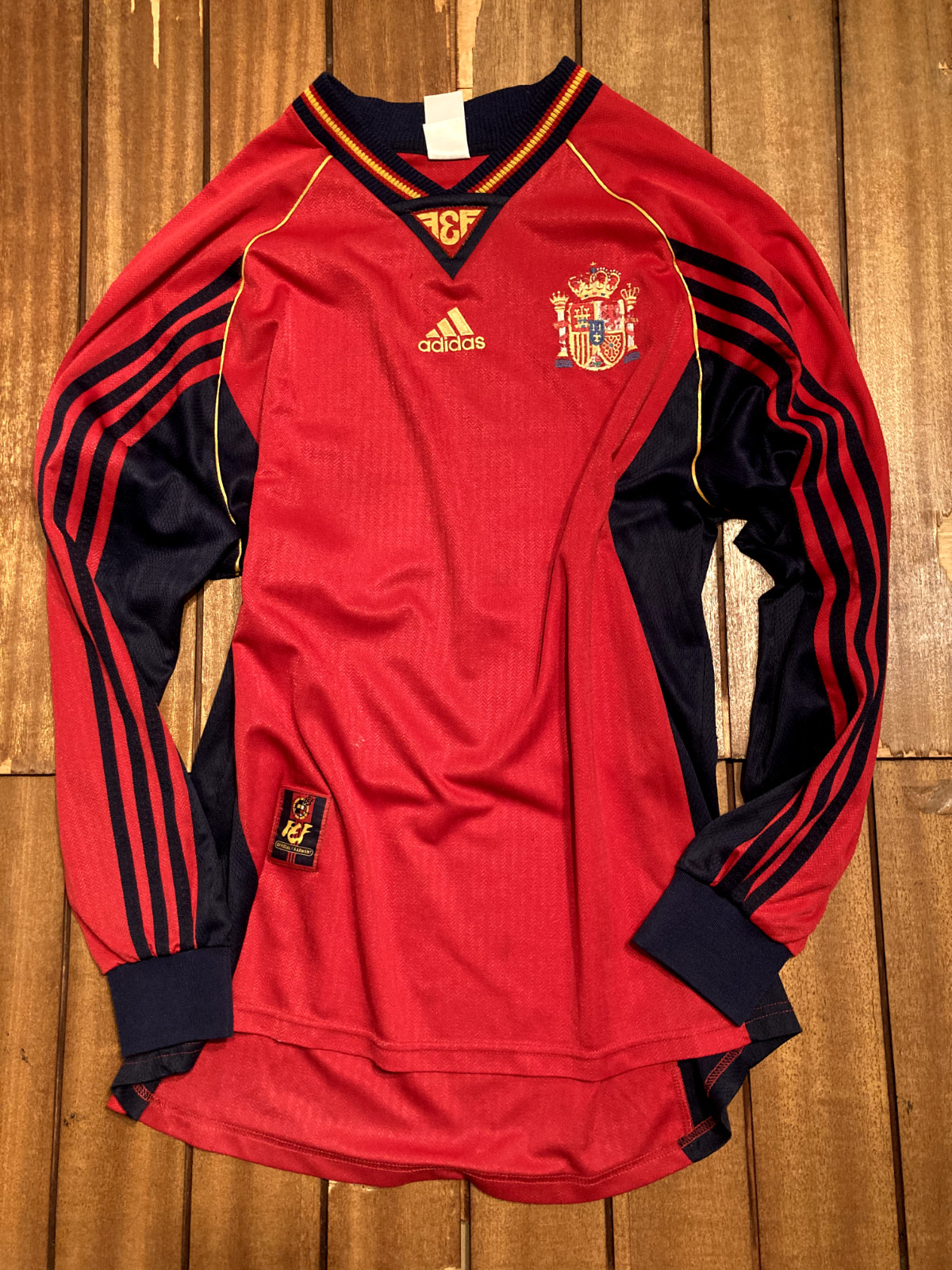 Spain 1998 long sleeve home shirt - Official player issue item - Spain 1998 long sleeve home shirt - Official player issue item -