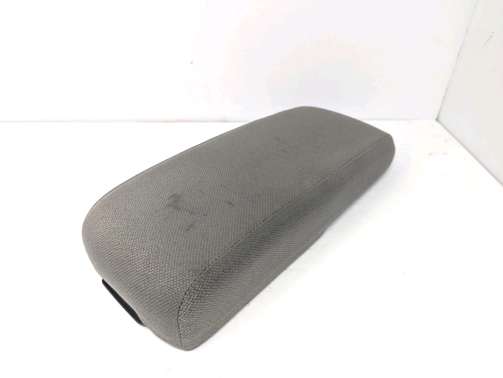1998-2012 Chevy Colorado S10 GMC Sonoma Armrest 60/40 Seat Console Lid 14.5 1998-2012 Chevy Colorado S10 GMC Sonoma Armrest 60/40 Seat Console Lid 14.5