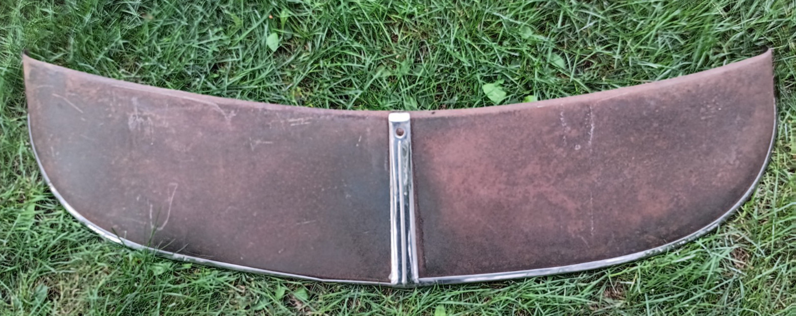 **(1)Vintage 1940's 1950's Chevy Ford Mopar Outside Visor Sun Shield Rat Hot Rod **(1)Vintage 1940's 1950's Chevy Ford Mopar Outside Visor Sun Shield Rat Hot Rod