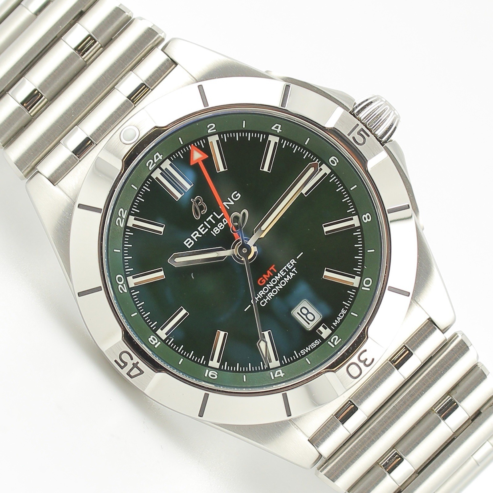 Breitling Chronomat GMT 40 A32398 Green Sunburst Dial Rouleaux Box Papers