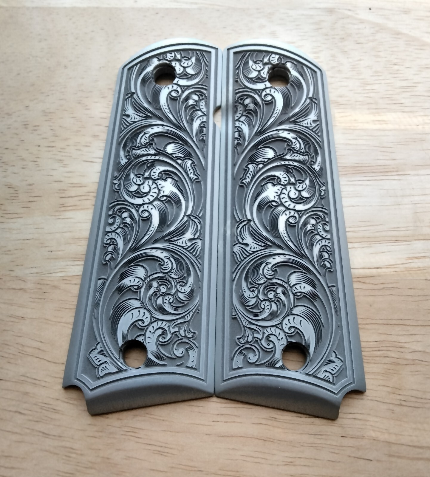 Custom Engraved 1911 full size aluminum grips Custom Engraved 1911 full size aluminum grips
