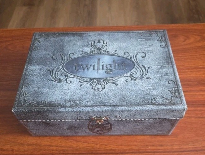 Twilight Ultimate Gift Set Limited Edition No. 11,386/50,000