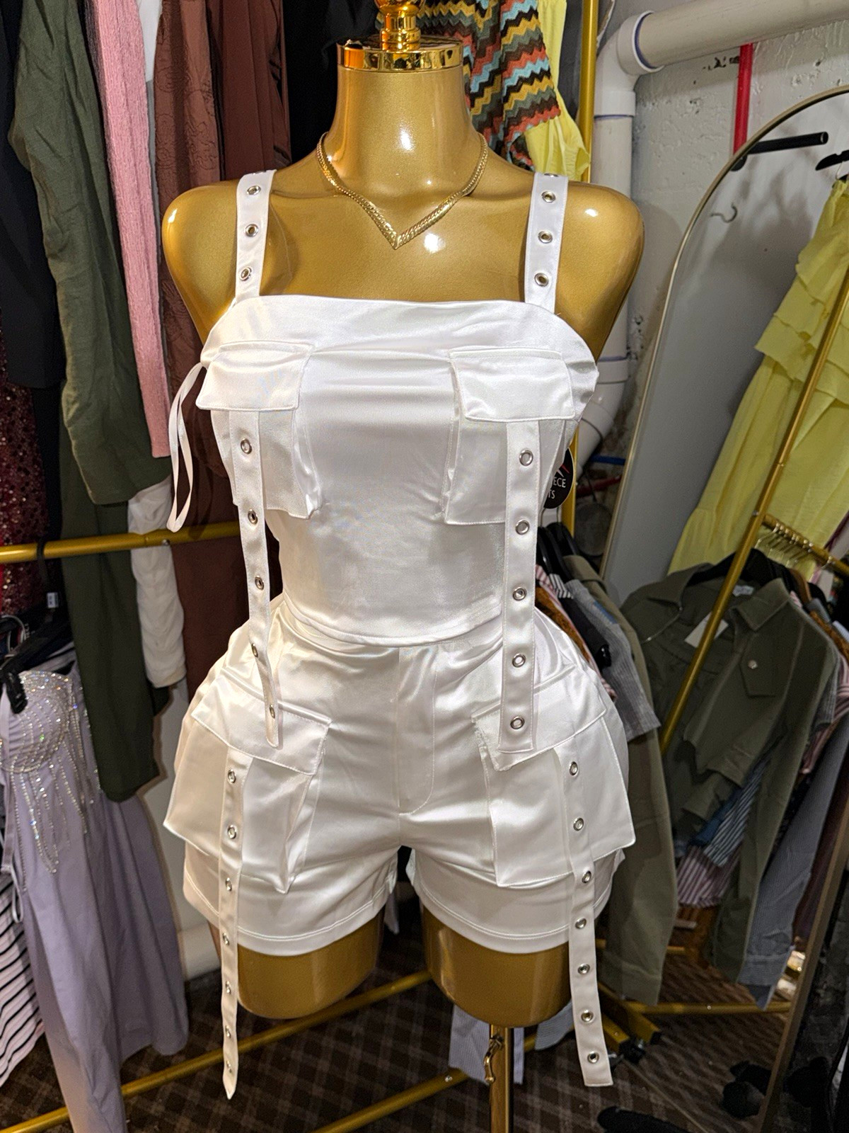 Windsor Women’s White Solid Sleeveless Square Neck Grommet Romper One-Piece S