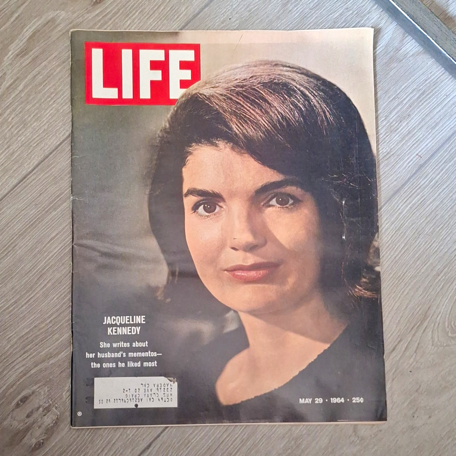 LIFE Magazine May 29 1964 Jacqueline Kennedy Cover Illustrated