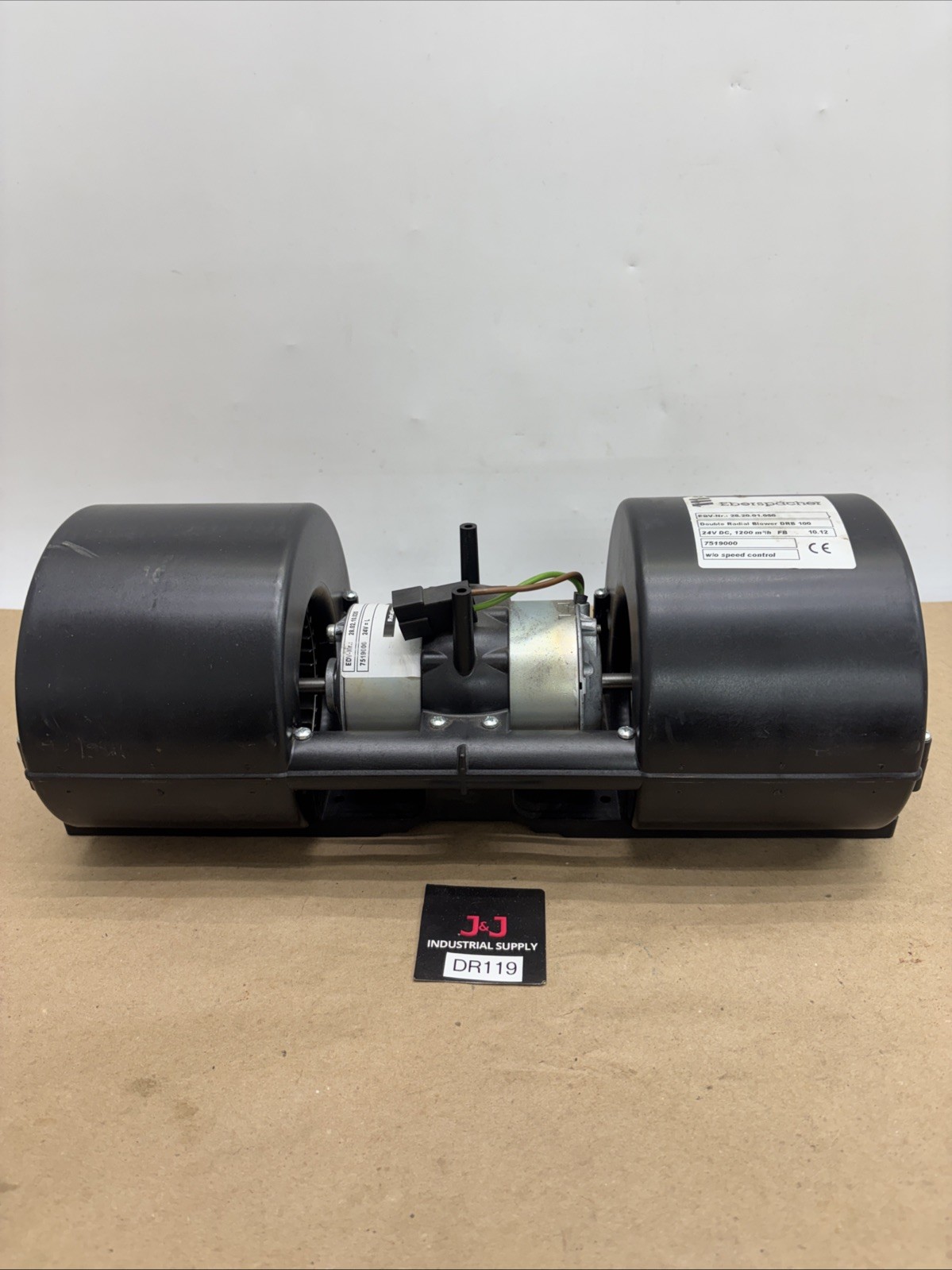 New Eberspacher Double radial fan DRB100 28.20.01.050 Fast Shipping Warranty.
