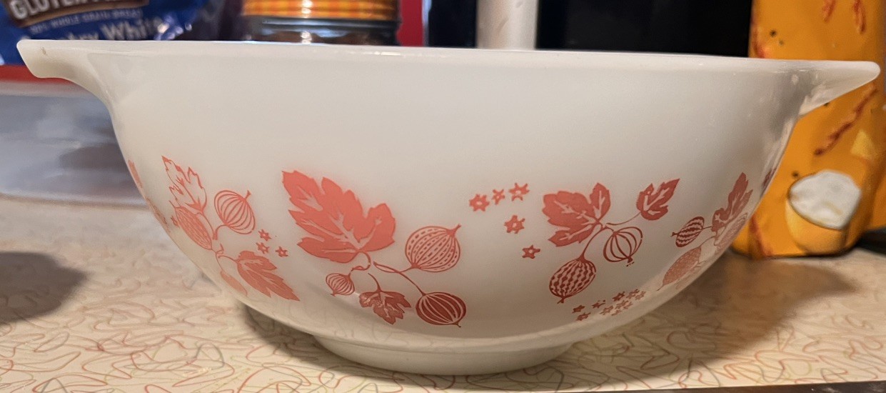 Vintage Pyrex Cinderella Mixing Bowl Gooseberry Pink White #443 2.5 Qt NICE Vintage Pyrex Cinderella Mixing Bowl Gooseberry Pink White #443 2.5 Qt NICE