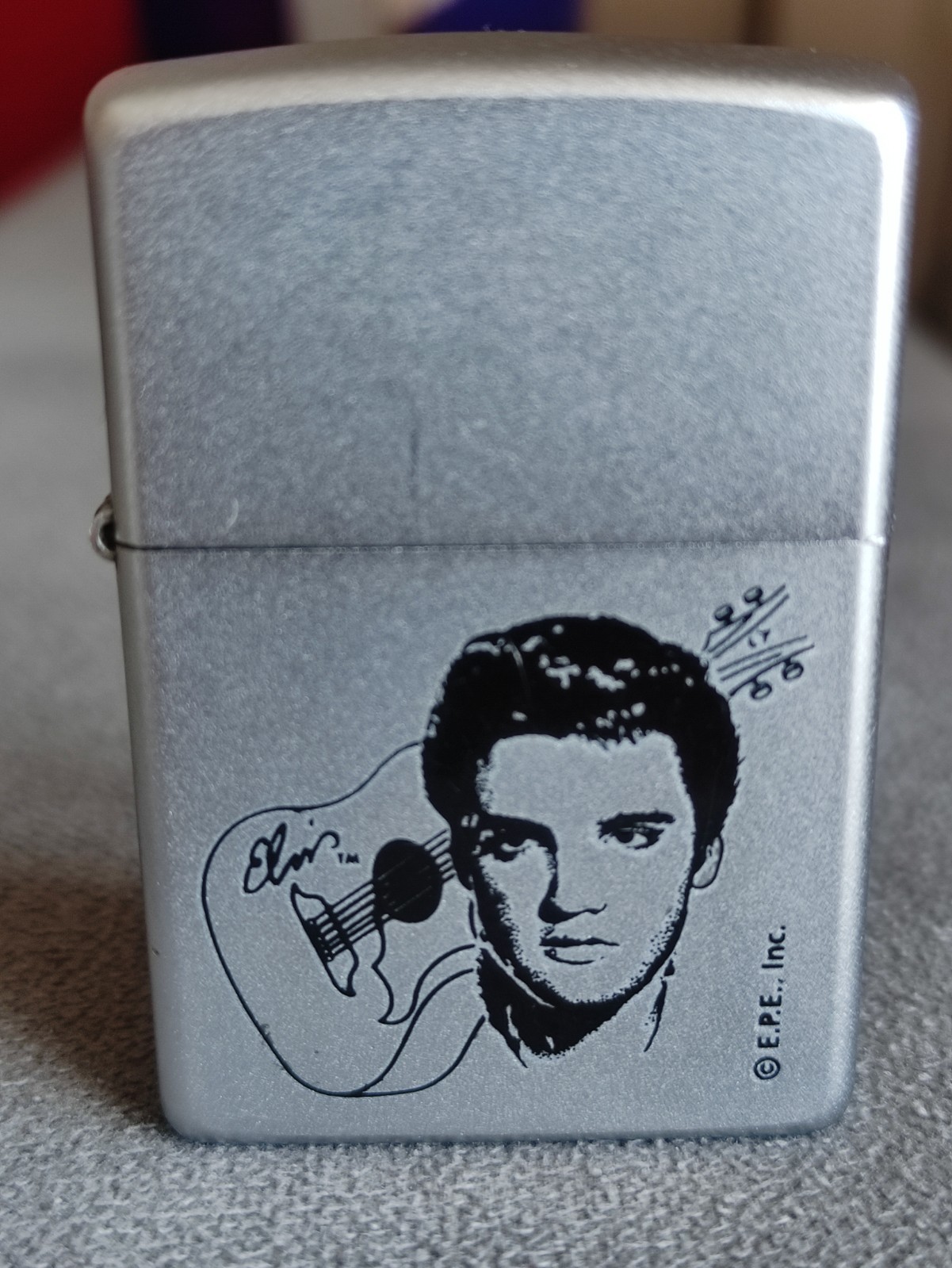 Vintage 2001 Elvis Presley Zippo Lighter - Guitar Signature - Official EPE Inc
