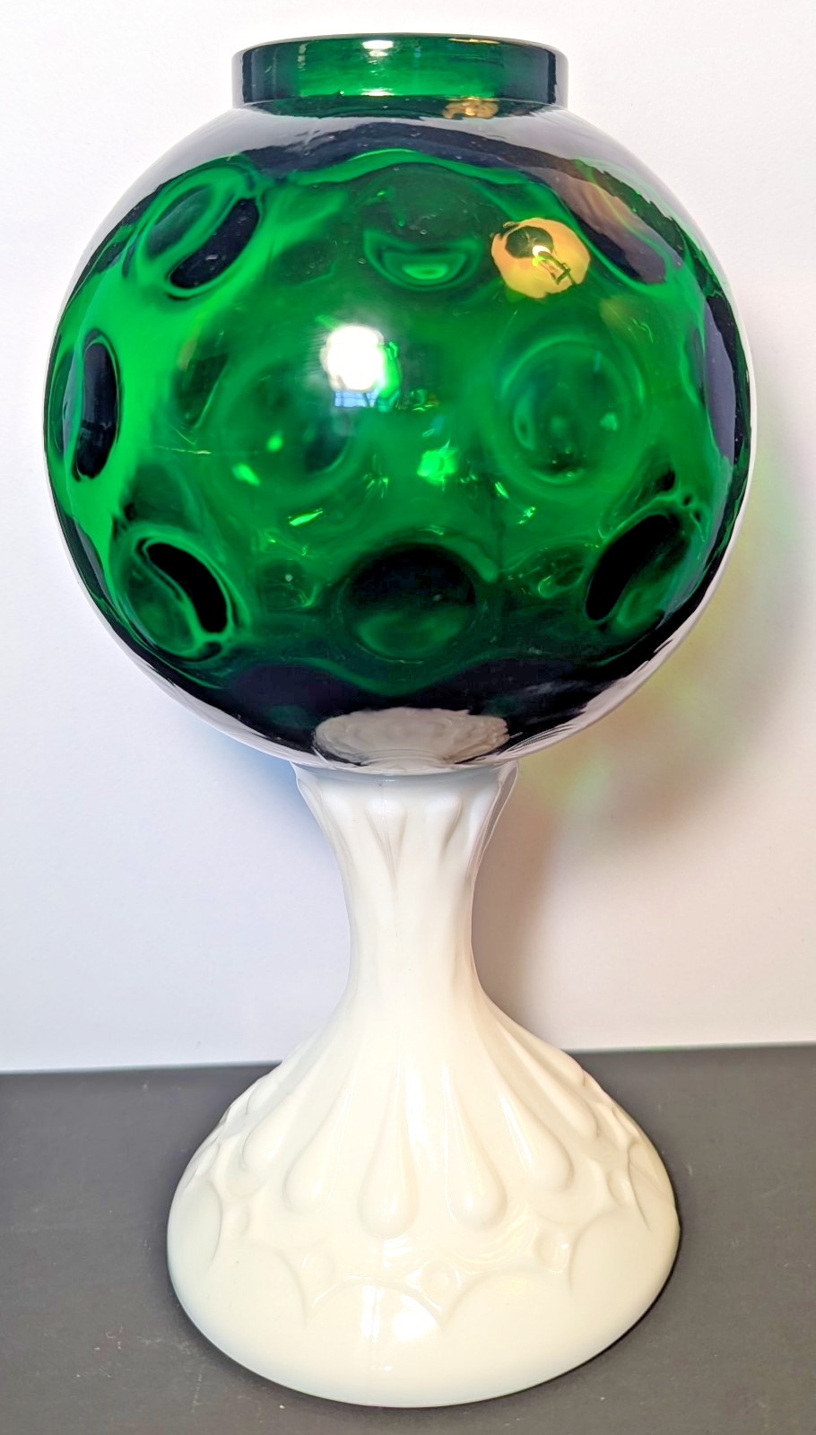 Rare Vintage 1950s Fenton Emerald Green Coin Dot Optic Ivy Ball Vase Milk Glass