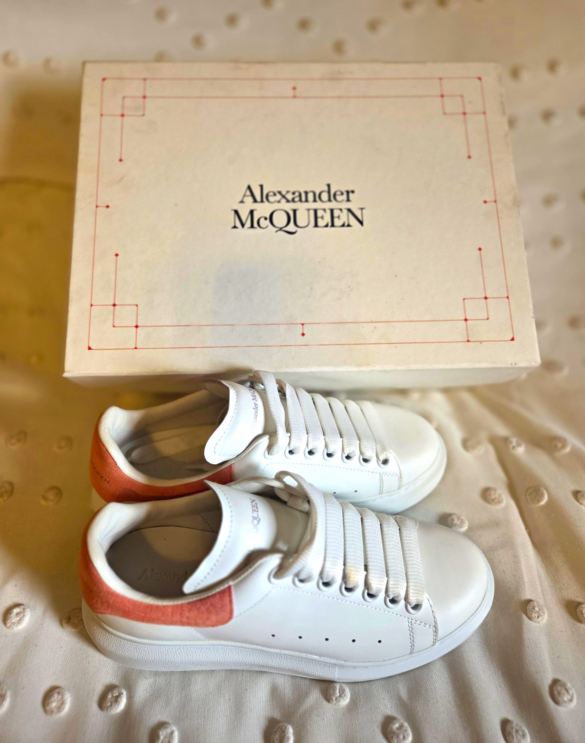 Alexander McQueen Womens Leather Low-Top Lace-Up Sneakers White/Pink Logo US 6