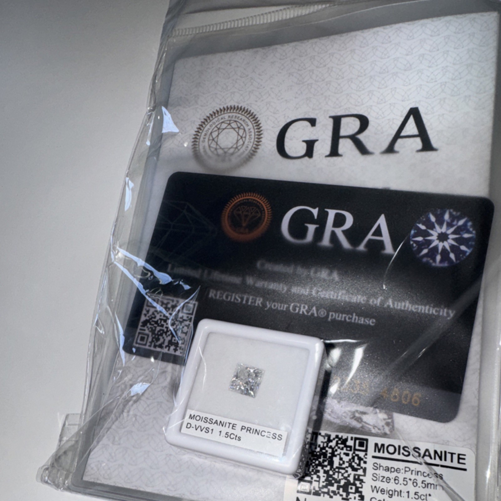 GRA Moissanite Princess Cut 6.5x6.5mm VVS1 White GRA Certified #23354806 GRA Moissanite Princess Cut 6.5x6.5mm VVS1 White GRA Certified #23354806