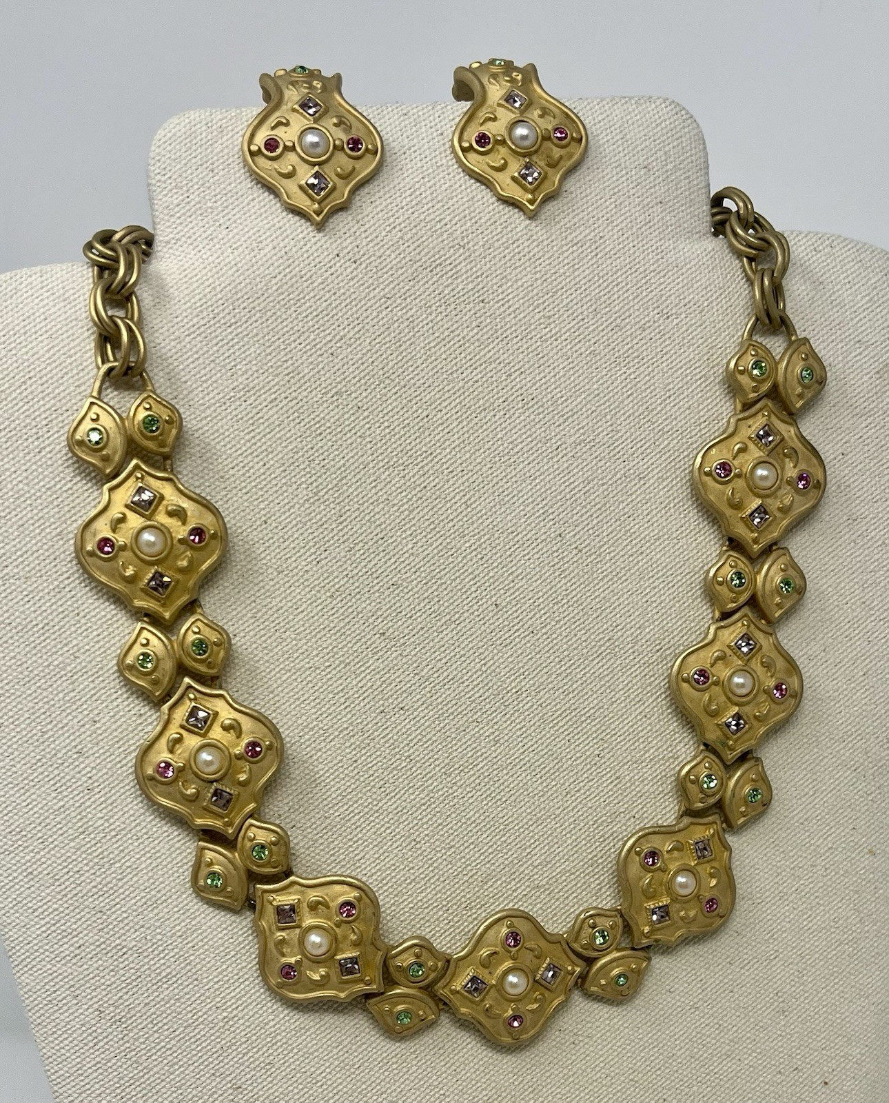 Vintage Etruscan Byzantine Goldtone Crystals Faux Pearls Necklace Earrings RARE Vintage Etruscan Byzantine Goldtone Crystals Faux Pearls Necklace Earrings RARE