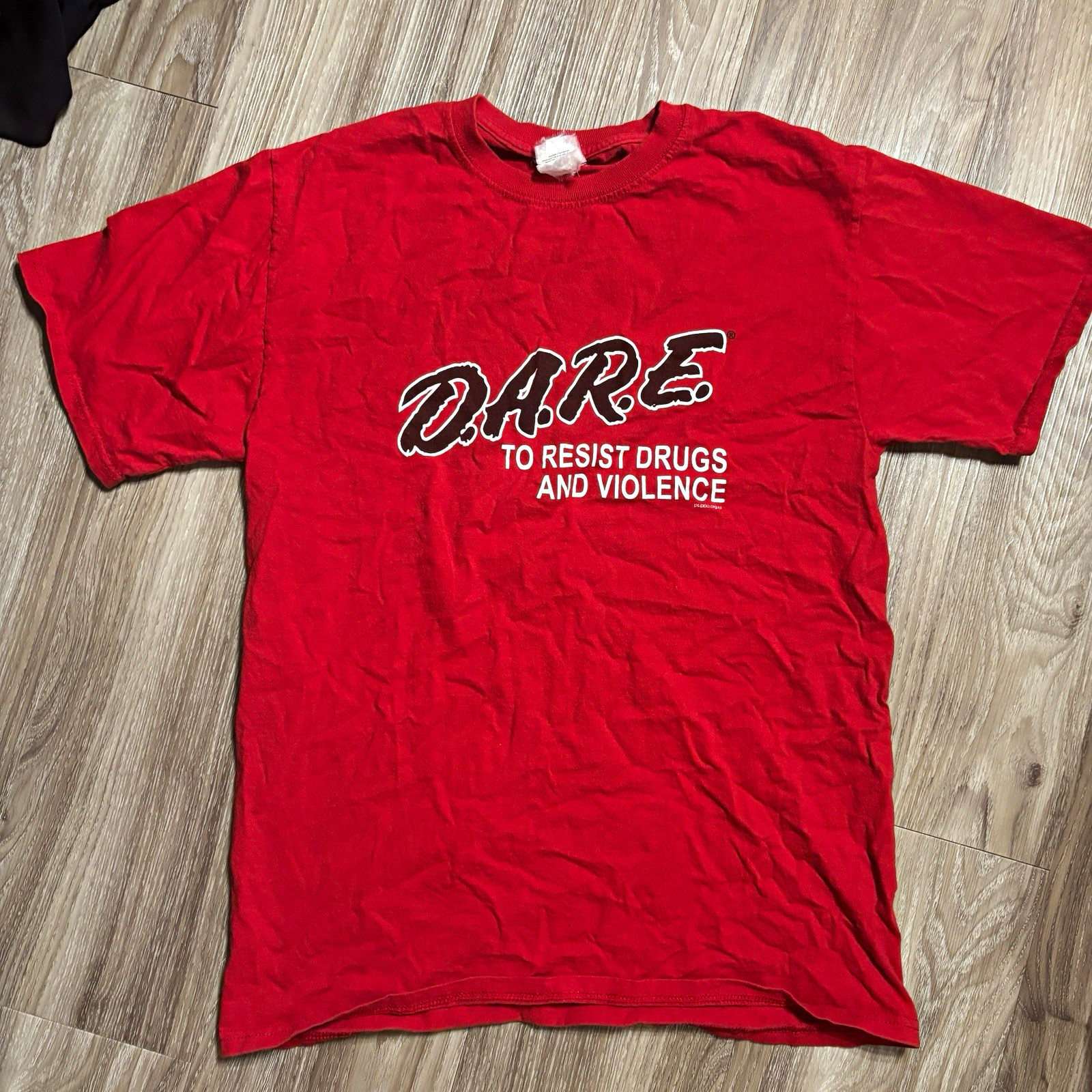 VTG 90’s Fruit of the Loom tag D.A.R.E. Graphic Tee Shirt, size M