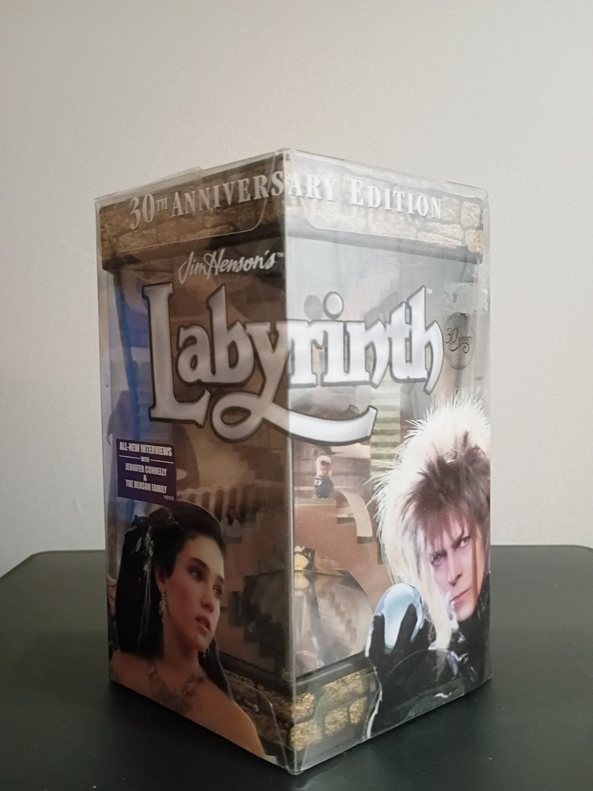 Jim Henson\'s Labyrinth 30th Anniversary Edition Blu-ray Gift Set Jim Henson\'s Labyrinth 30th Anniversary Edition Blu-ray Gift Set