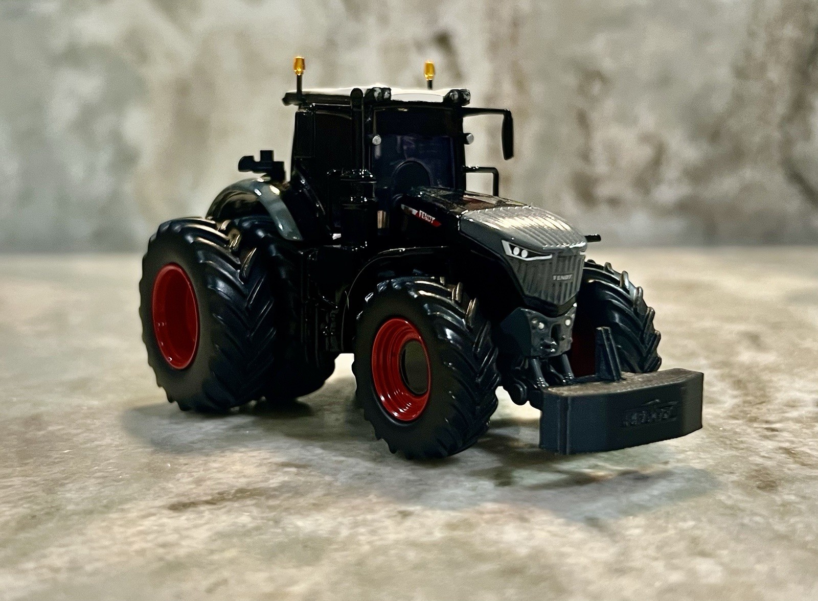 Custom 1/64 Fendt 1042 With Tinted Windows N Front Weight Pack Beautiful Custom 1/64 Fendt 1042 With Tinted Windows N Front Weight Pack Beautiful