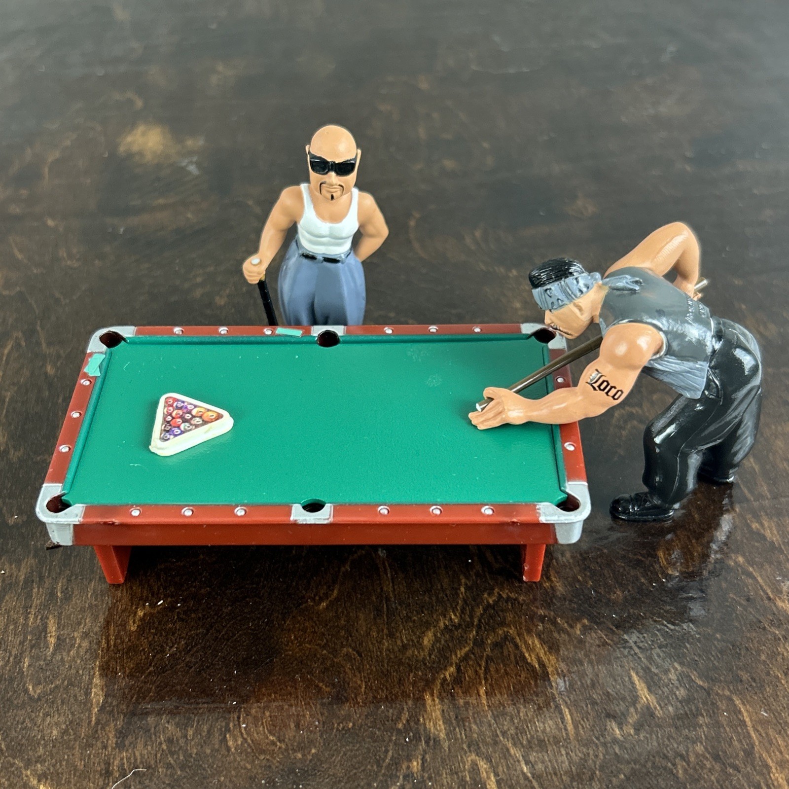 Homies Pool Hall Set 1 RARE 1:24 Scale (BROKEN POOL STICKS) Homies Pool Hall Set 1 RARE 1:24 Scale (BROKEN POOL STICKS)