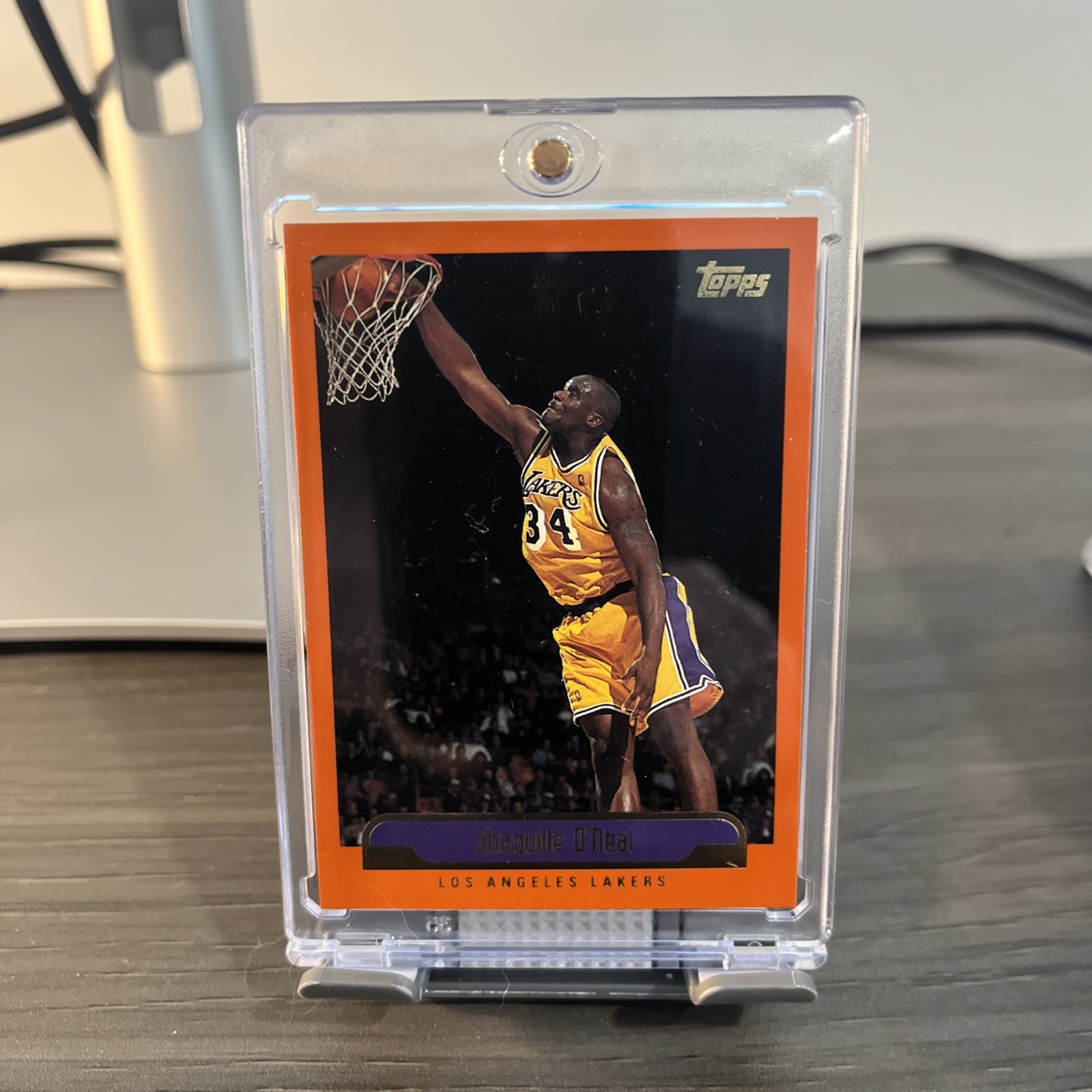 SHAQUILLE O’NEAL RARE 1999 TOPPS GOLD ORANGE BORDER INVESTMENT CARD LAKERS SHAQUILLE O’NEAL RARE 1999 TOPPS GOLD ORANGE BORDER INVESTMENT CARD LAKERS