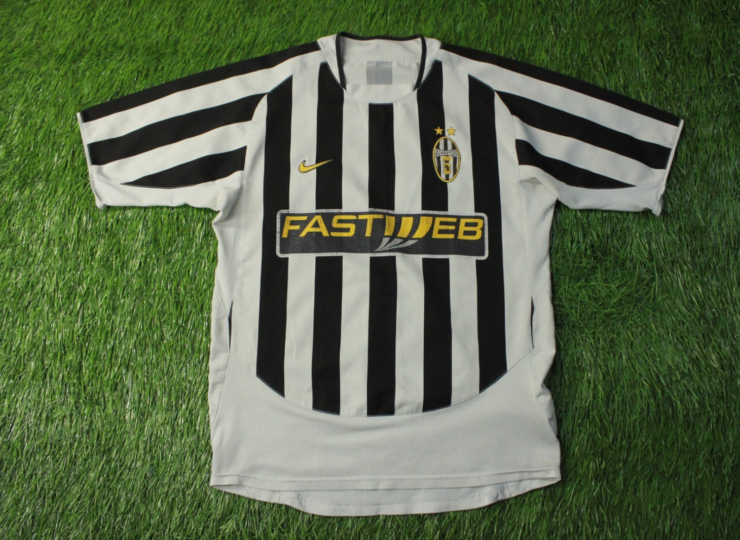 JUVENTUS 2003-2004 VTG FOOTBALL SOCCER SHIRT JERSEY HOME NIKE ORIGINAL SIZE L
