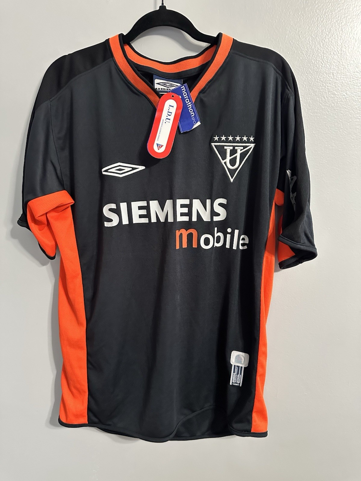Vintage 2003 LDU Quito Umbro Soccer Jersey Mens Large Coca Cola Siemens NWT Vintage 2003 LDU Quito Umbro Soccer Jersey Mens Large Coca Cola Siemens NWT