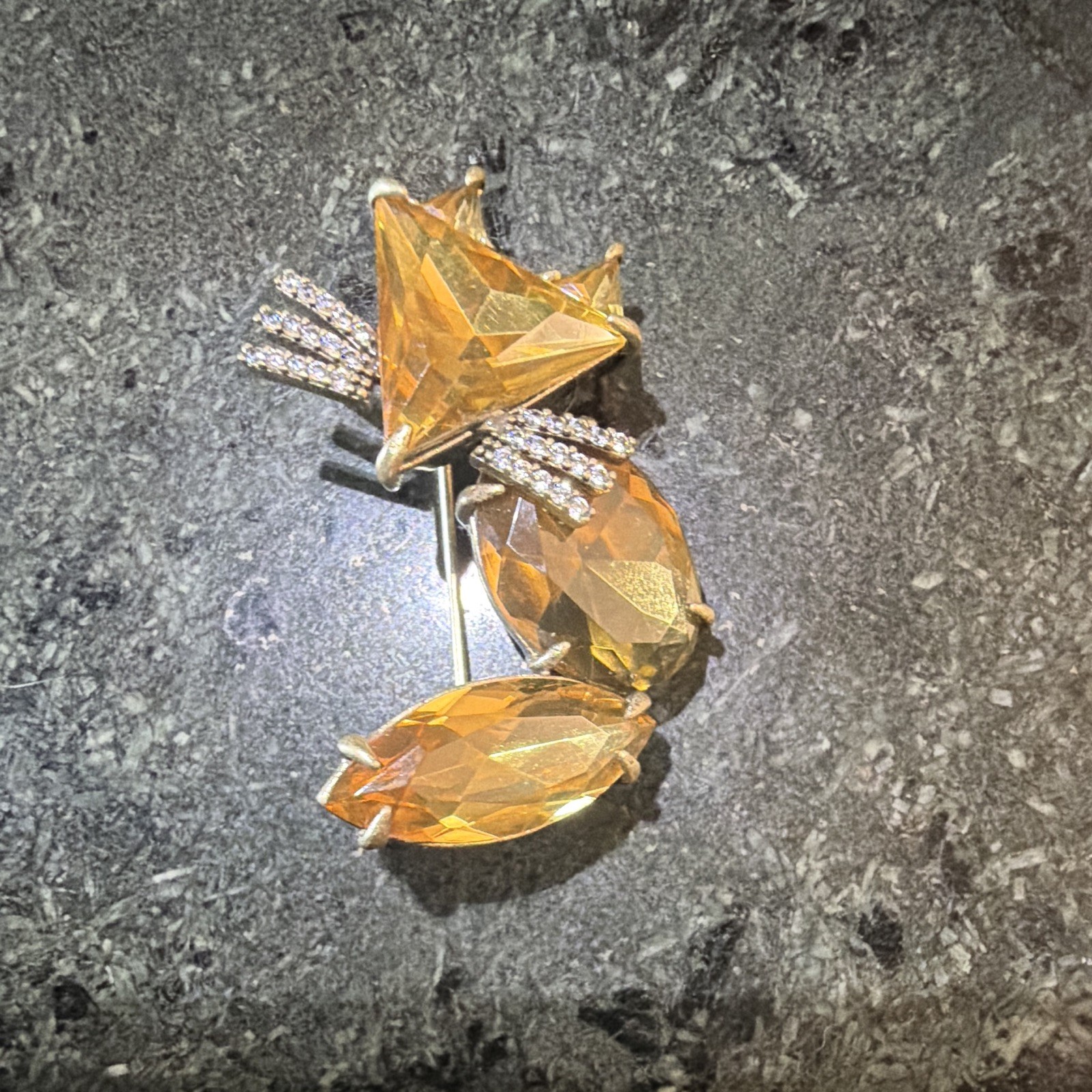 Vintage Signed Banana Republic BR Stylized Fox Figural Brooch Pin Amber