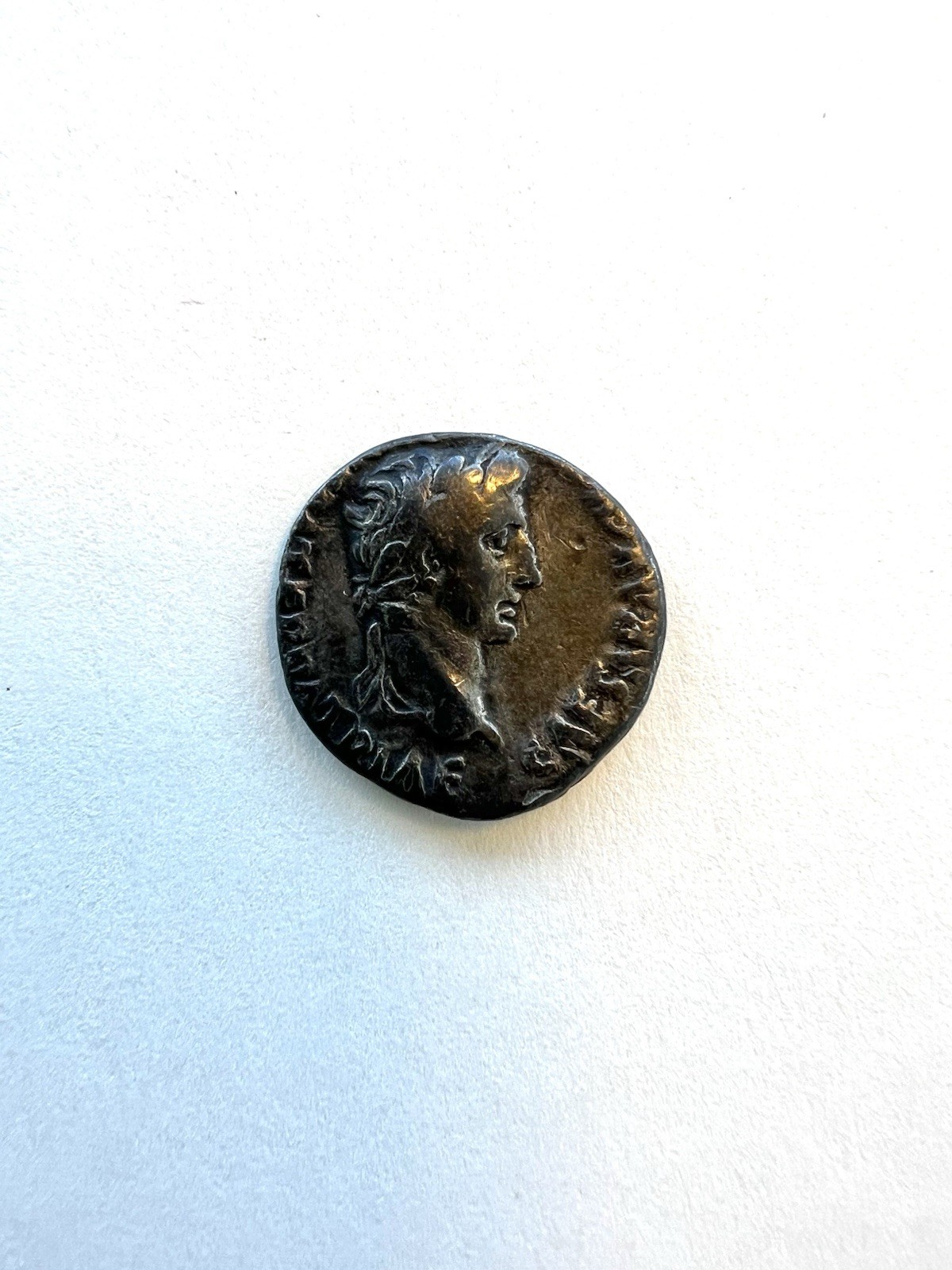 Augustus (27BC-14AD) AR Denarius Augustus (27BC-14AD) AR Denarius