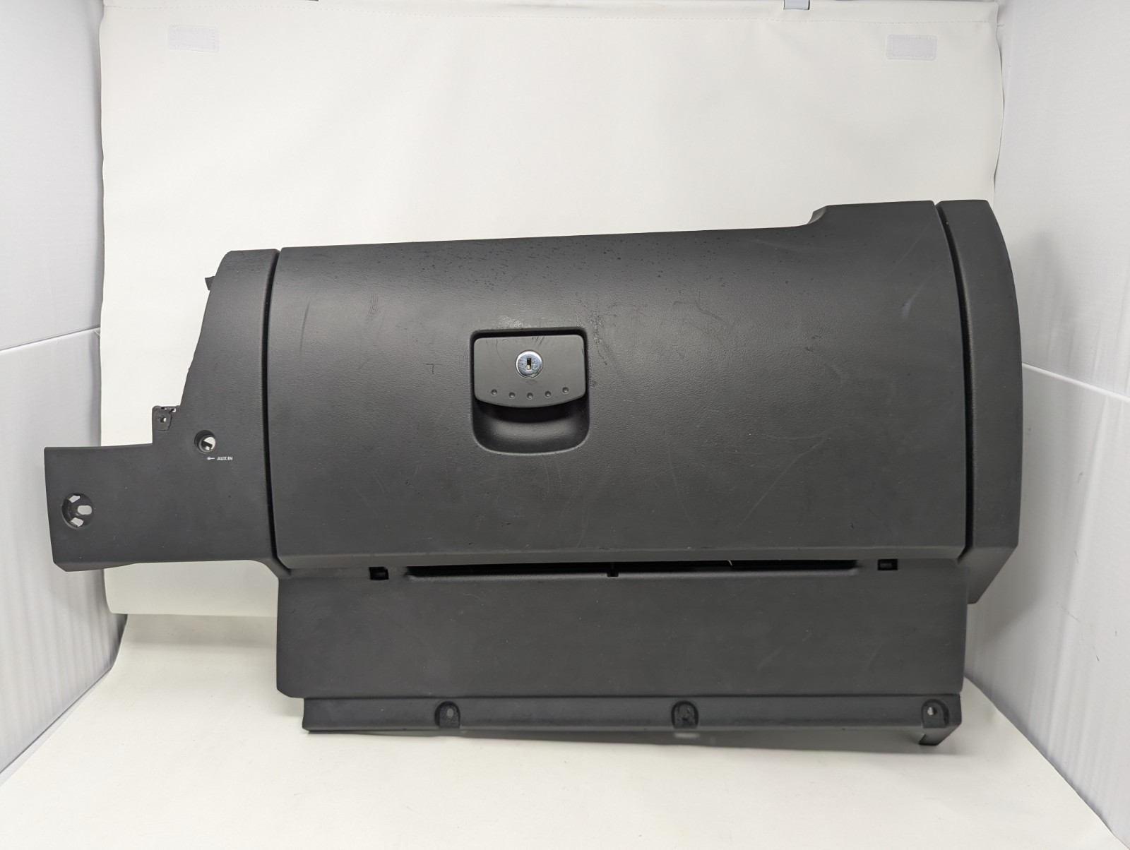⭐️OEM 1998 - 2010 VW BEETLE BLACK GLOVEBOX STORAGE w/AUX VOLKSWAGEN GLOVE BOX ⭐️ ⭐️OEM 1998 - 2010 VW BEETLE BLACK GLOVEBOX STORAGE w/AUX VOLKSWAGEN GLOVE BOX ⭐️