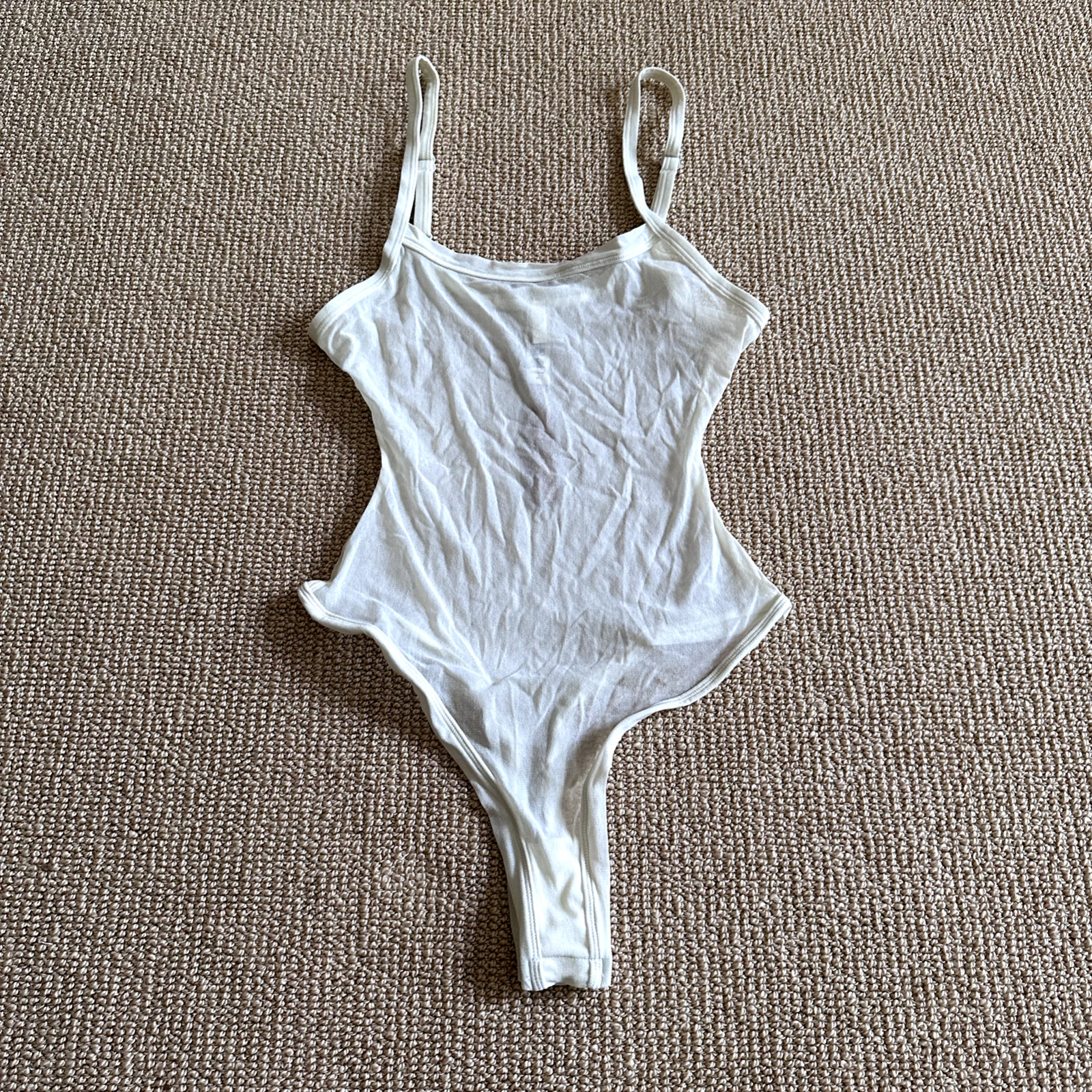 Skims Bone Summer Mesh Strappy Bodysuit, Size Medium NWT Skims Bone Summer Mesh Strappy Bodysuit, Size Medium NWT