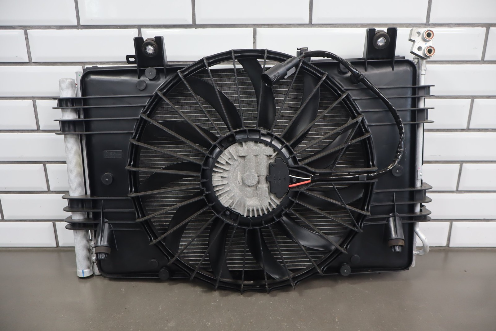 2015-2021 Tesla Model X OEM Loaded Radiator AC Condenser Cooling Fans