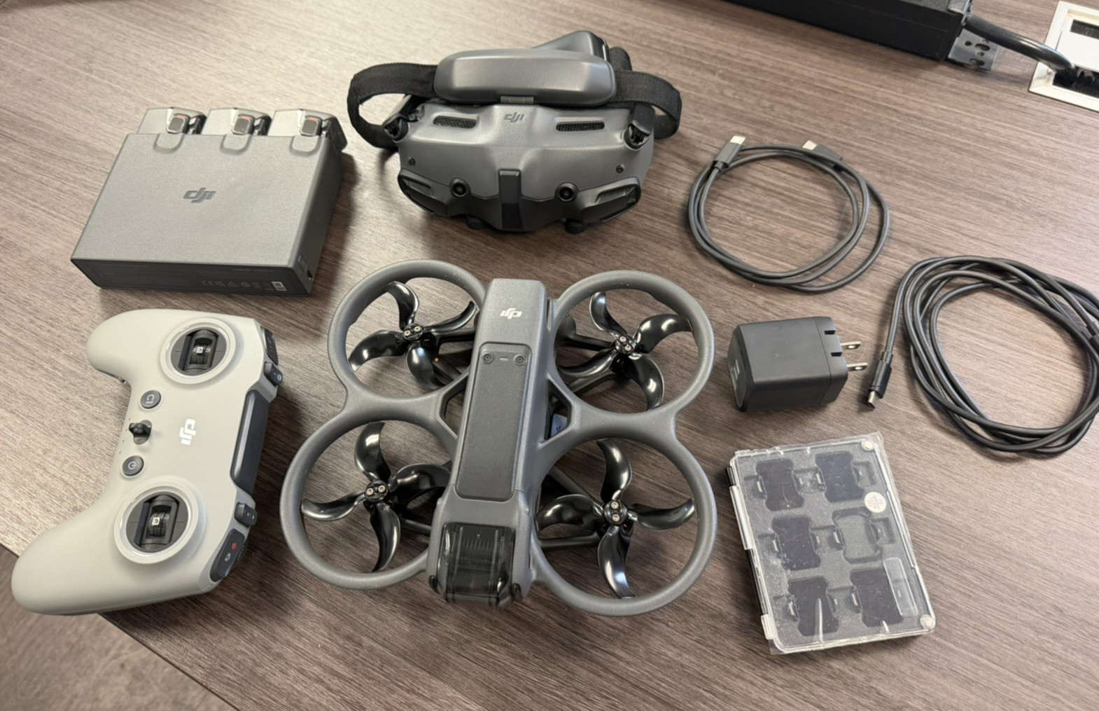 DJI Avata 2 Drone Bundle Goggles 3 FPV Controller 3 3 Batteries Charging Hub DJI Avata 2 Drone Bundle Goggles 3 FPV Controller 3 3 Batteries Charging Hub