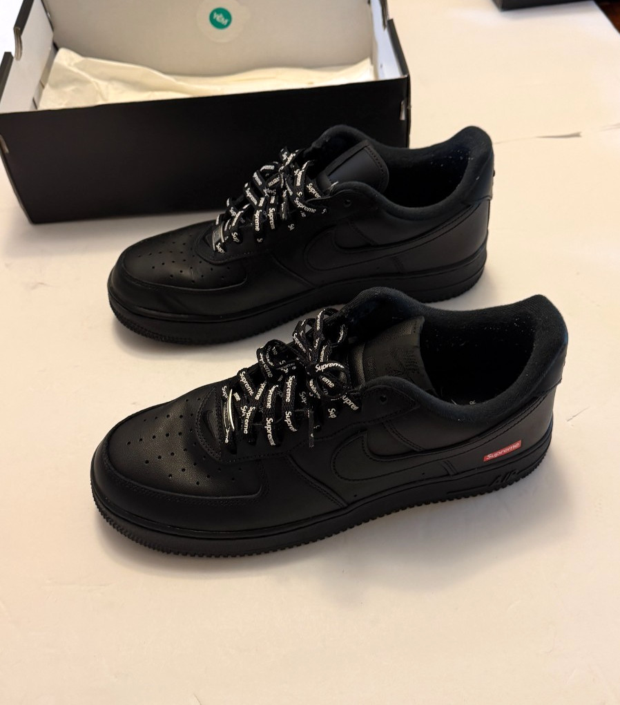 Size 10.5 Nike Air Force 1 Low x Supreme Box Logo - Black CU9225-001 Used Size 10.5 Nike Air Force 1 Low x Supreme Box Logo - Black CU9225-001 Used
