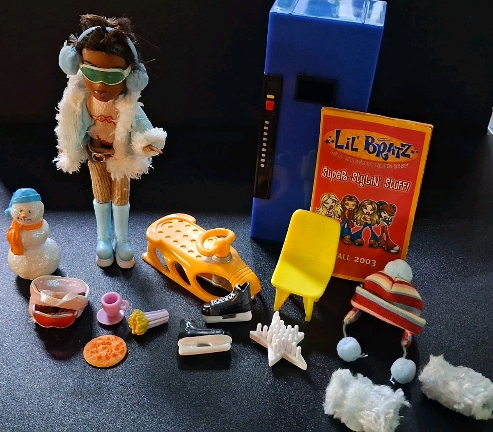 MGA Lil Bratz Sno Fun Zada Doll Accessories & Poster 2003 Winter Lot