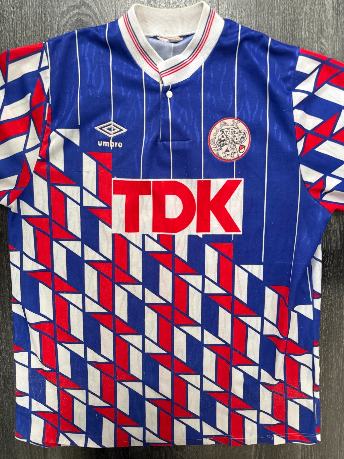 Original Umbro Ajax Amsterdam 1989/1990 Away Shirt Mens Medium M Original Umbro Ajax Amsterdam 1989/1990 Away Shirt Mens Medium M