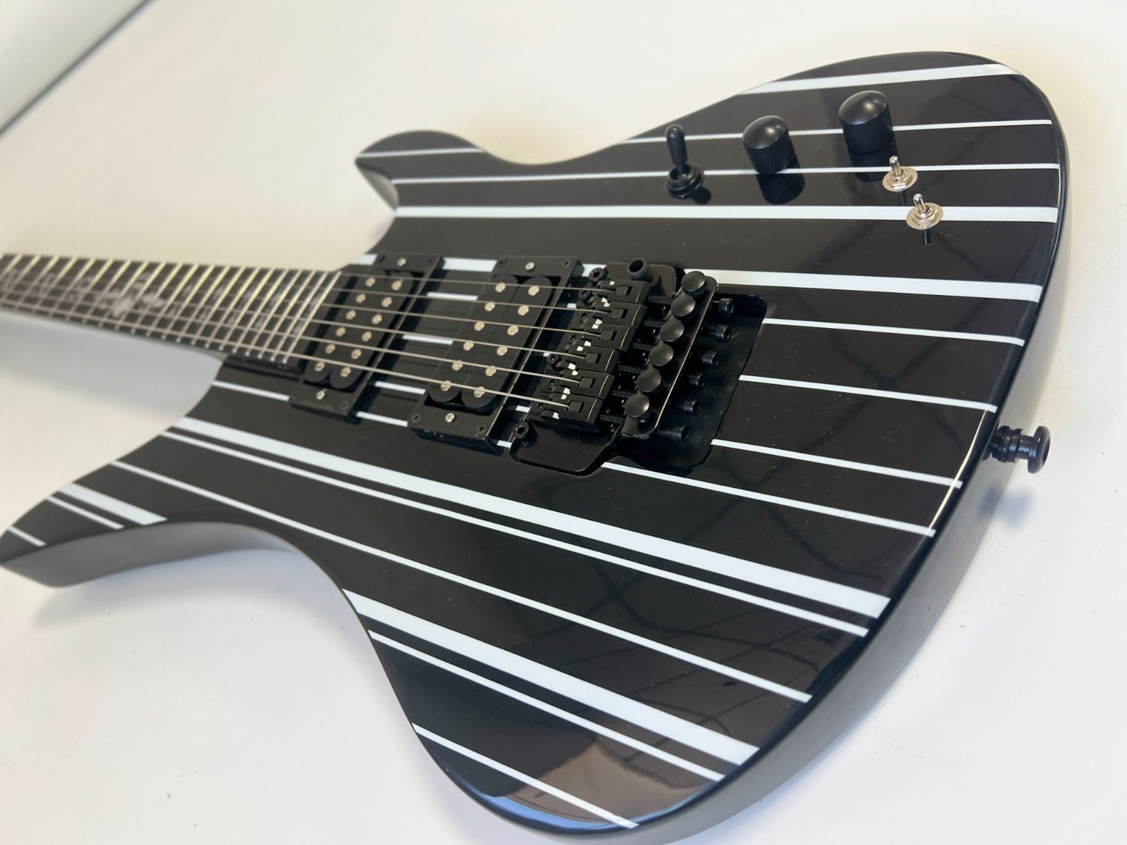 Schecter Synyster Gates Electric Guitar Maple Neck Floyd Rose Bridge US STOCK Schecter Synyster Gates Electric Guitar Maple Neck Floyd Rose Bridge US STOCK