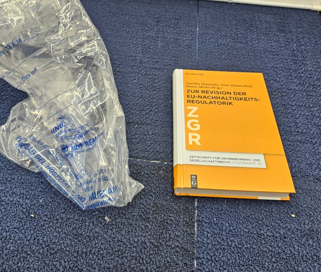Zur Revision Der Eu-nachhaltigkeitsregulatorik, Hardcover by Hennrichs, Joach