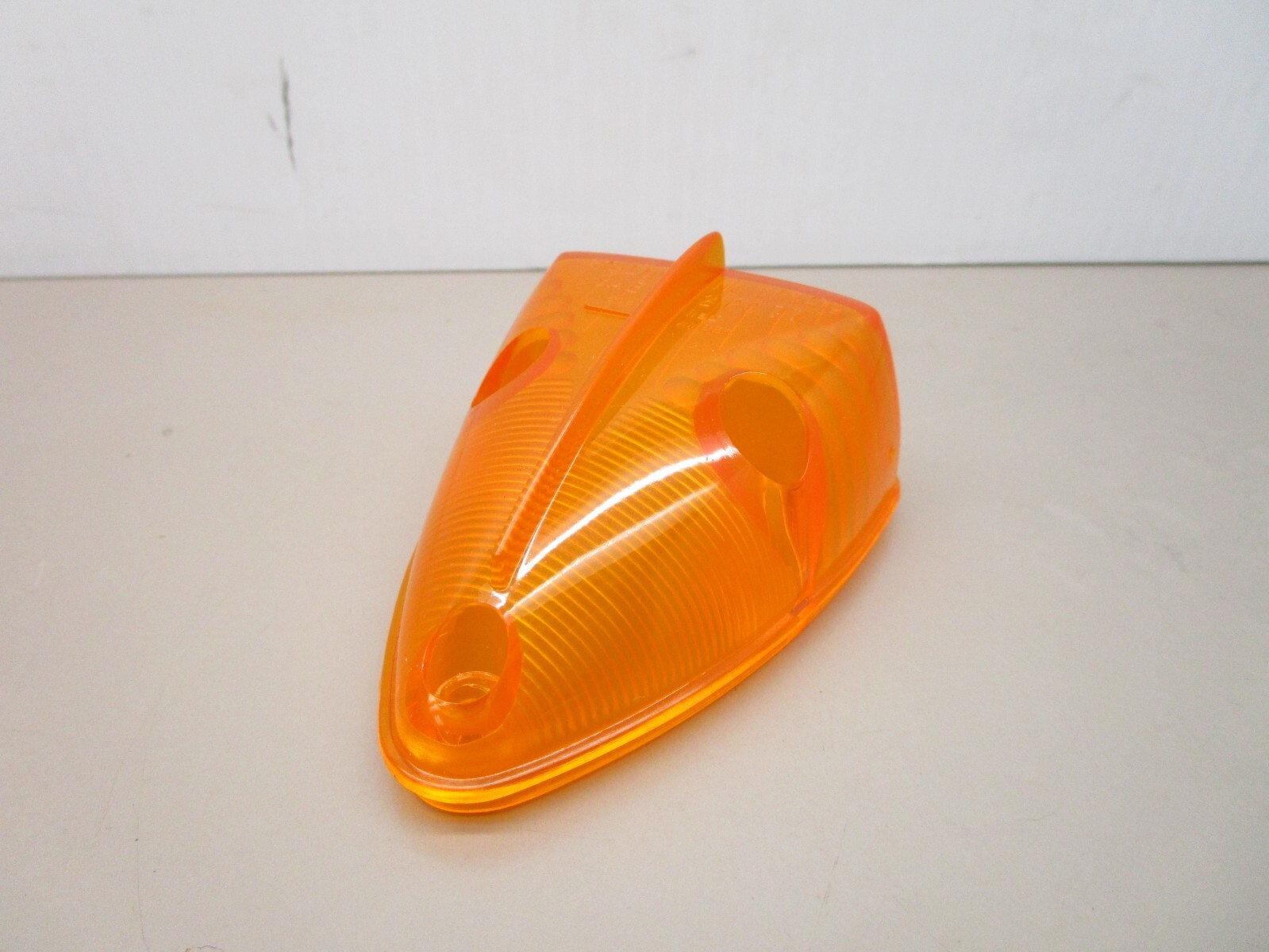 Weldon No. 5050 Amber Clearance Marker Light Lamp Lens Dome Weldon No. 5050 Amber Clearance Marker Light Lamp Lens Dome