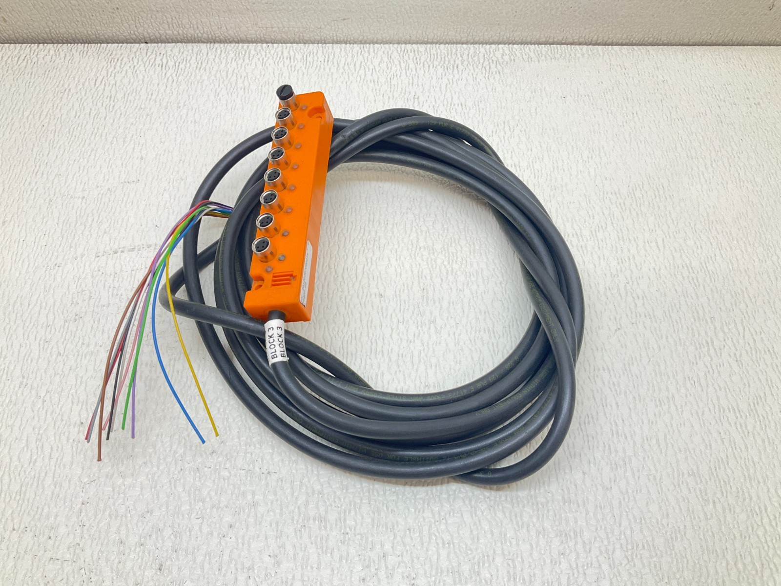 Lumberg Automation SB 8/LED-3-333/10M Distribution Box M8309-03 (TSC)