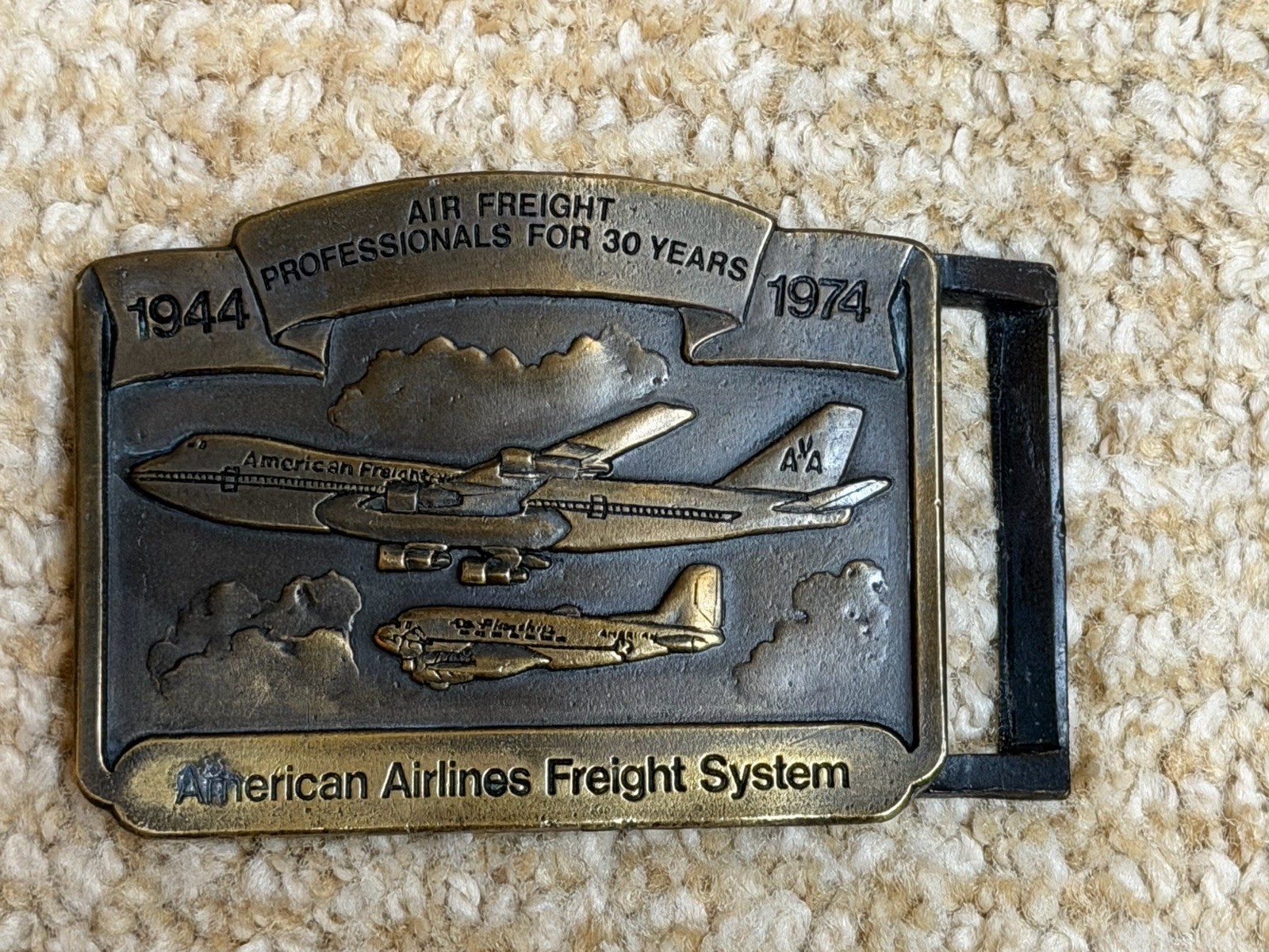 American Airlines Freight Brass Belt Buckle 1944 - 1974 w/Original Box American Airlines Freight Brass Belt Buckle 1944 - 1974 w/Original Box