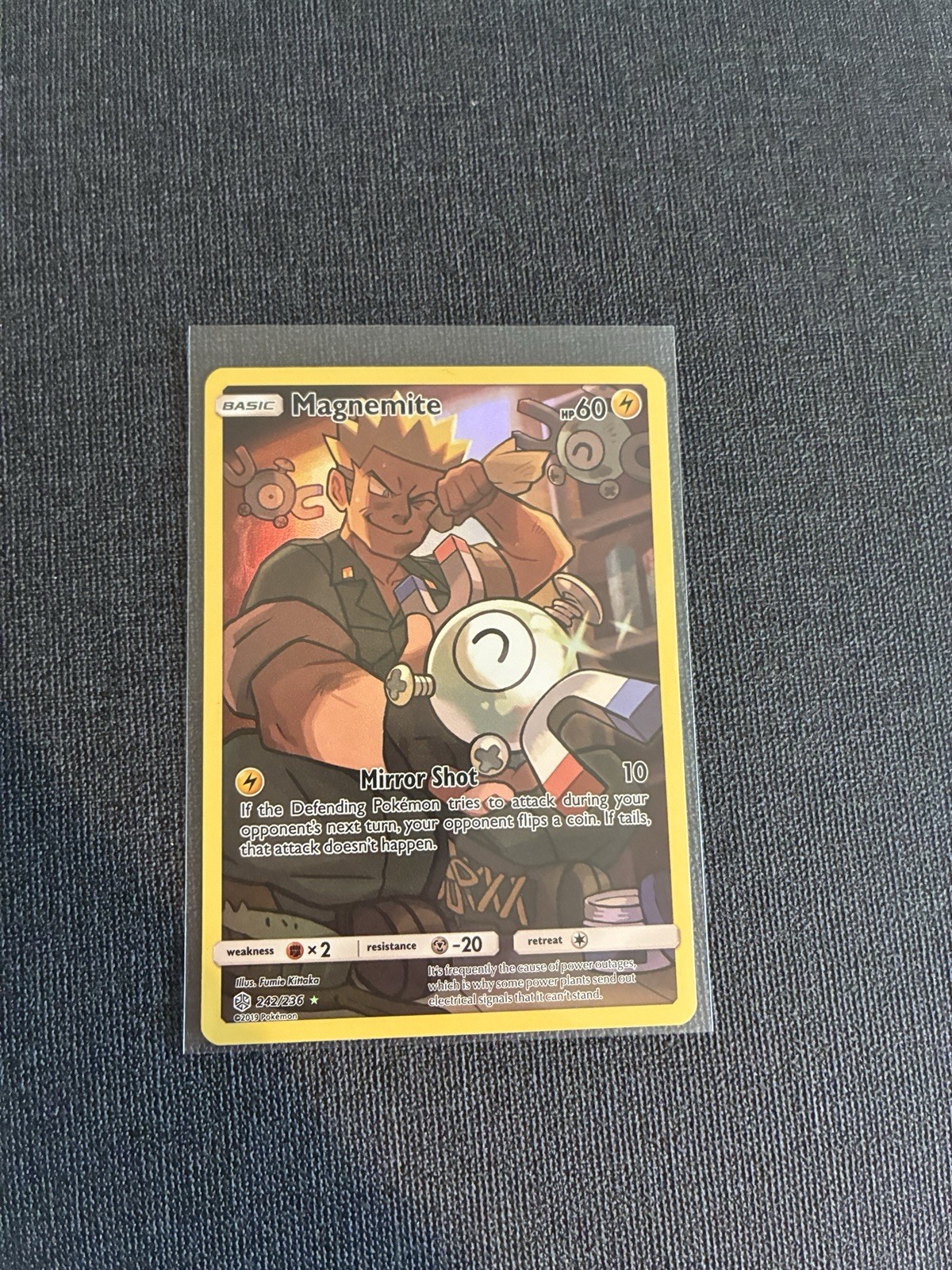 Magnemite 242/236 Sm-Cosmic Eclipse Holo Secret Rare Card NM