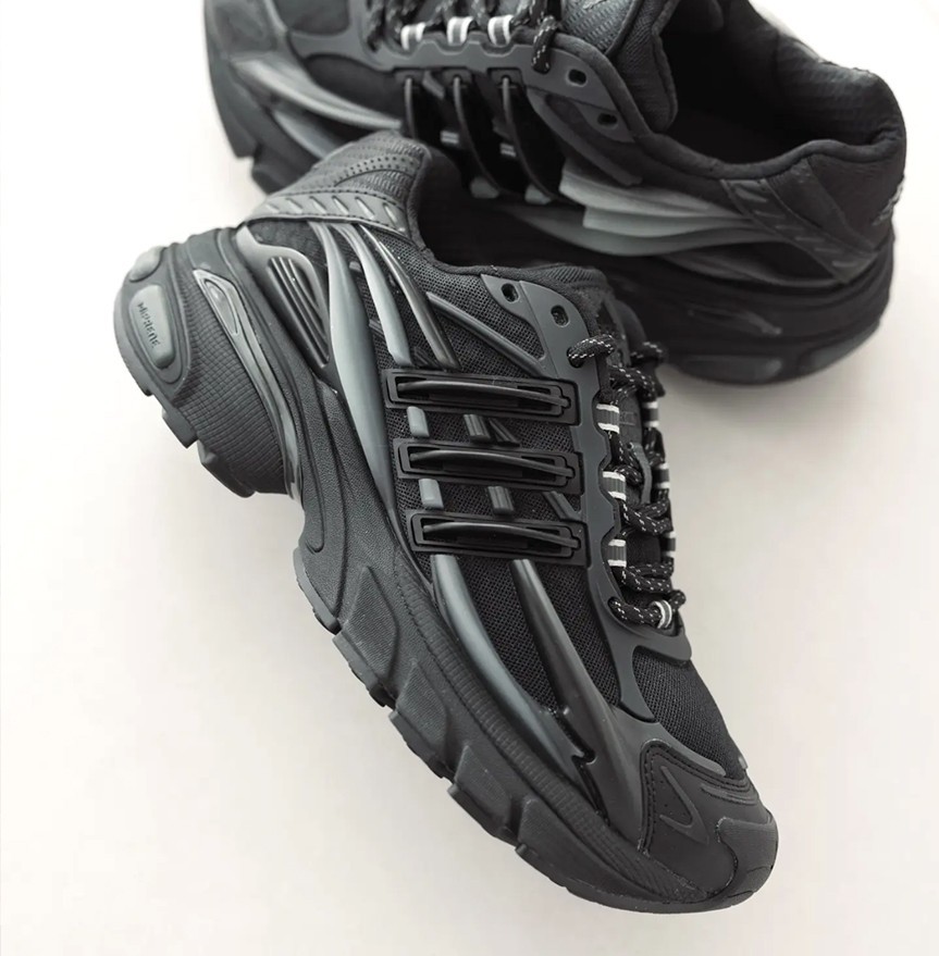 KJ3841 | Pharrell x VIRGINIA x adidas Adistar Jellyfish \'Triple Black\' Men