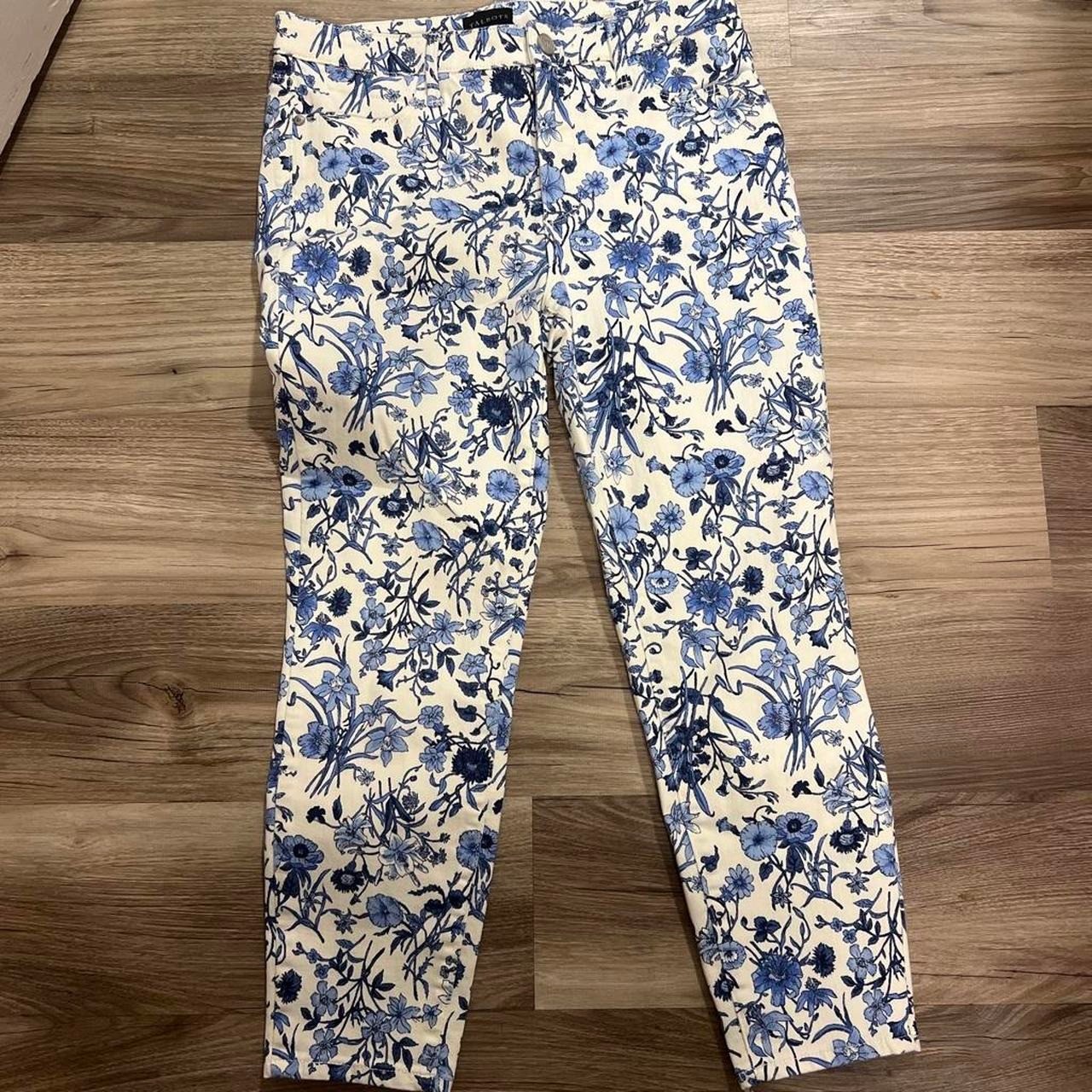 Talbots blue floral crop leggings Talbots blue floral crop leggings