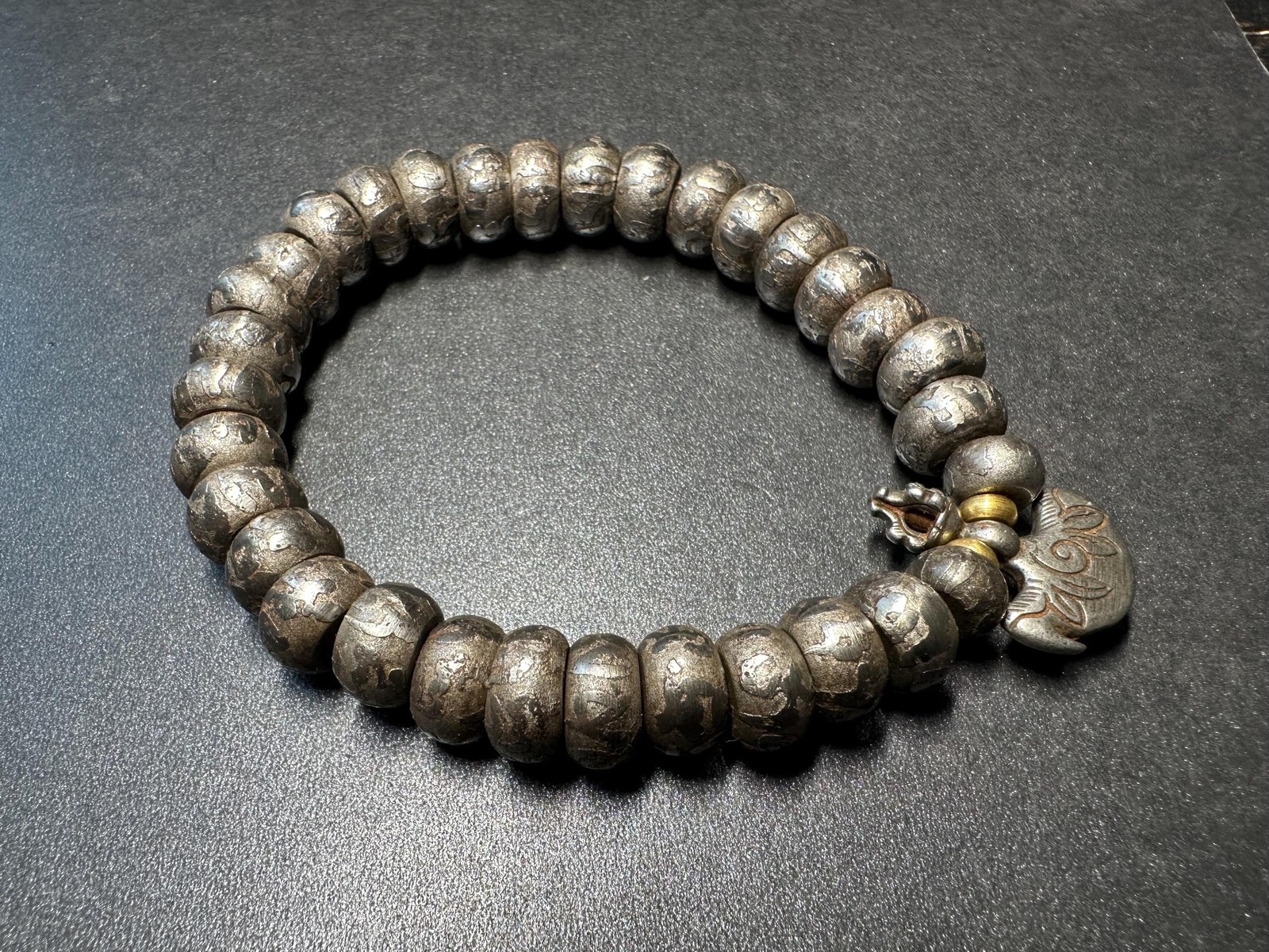 Tibetan Sky Iron Bracelet | 32 Bead Mala with Engraved 